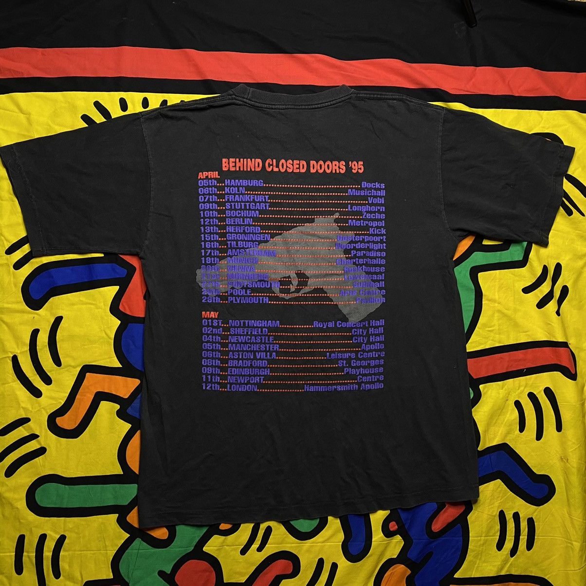 Band Tees VINTAGE 1995 THUNDER TOUR BEHIND CLOSED DOORS TEE Size US L / EU 52-54 / 3 - 2 Thumbnail