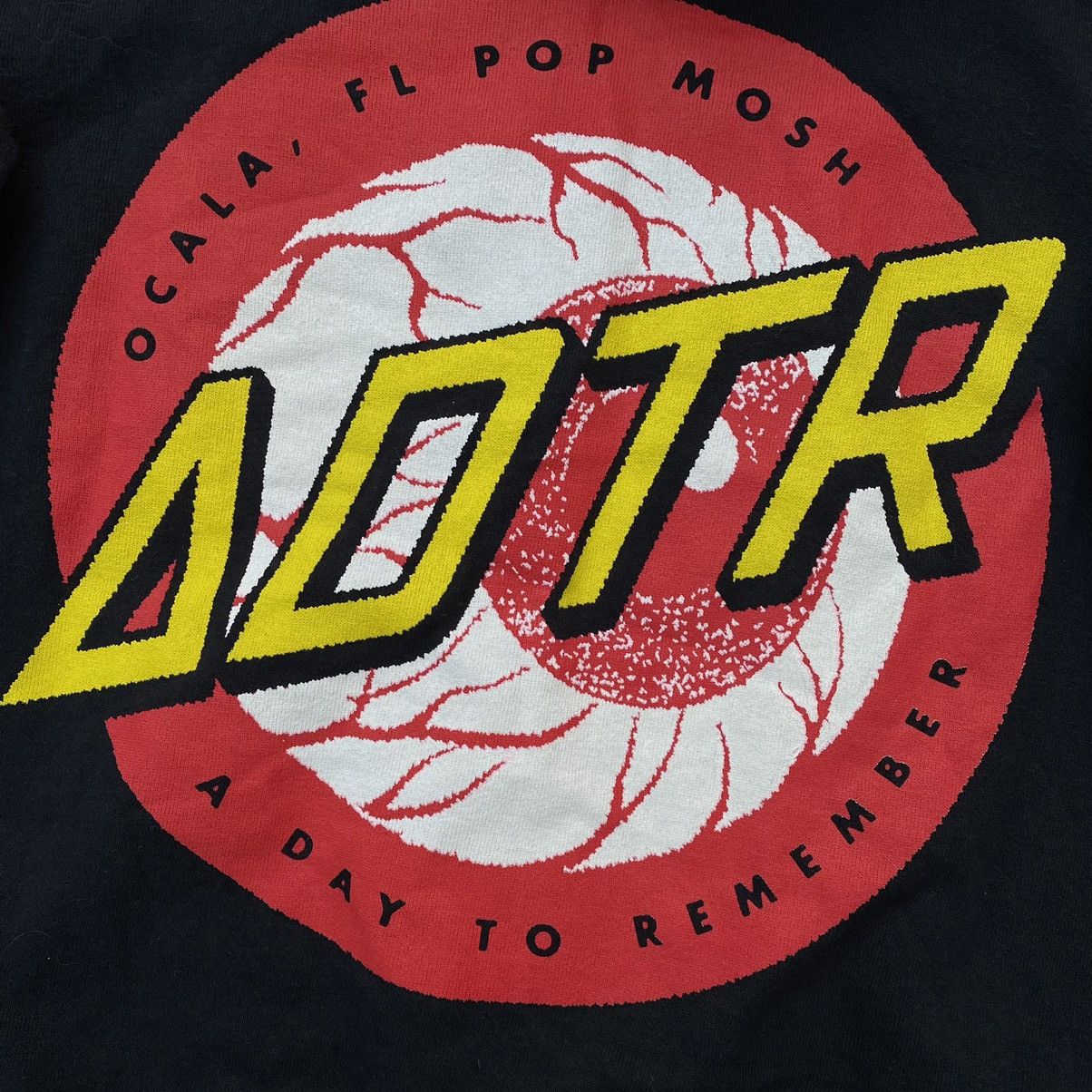 Band Tees A DAY TO REMEMBER BAND ZIP HOODIE Size US M / EU 48-50 / 2 - 4 Thumbnail