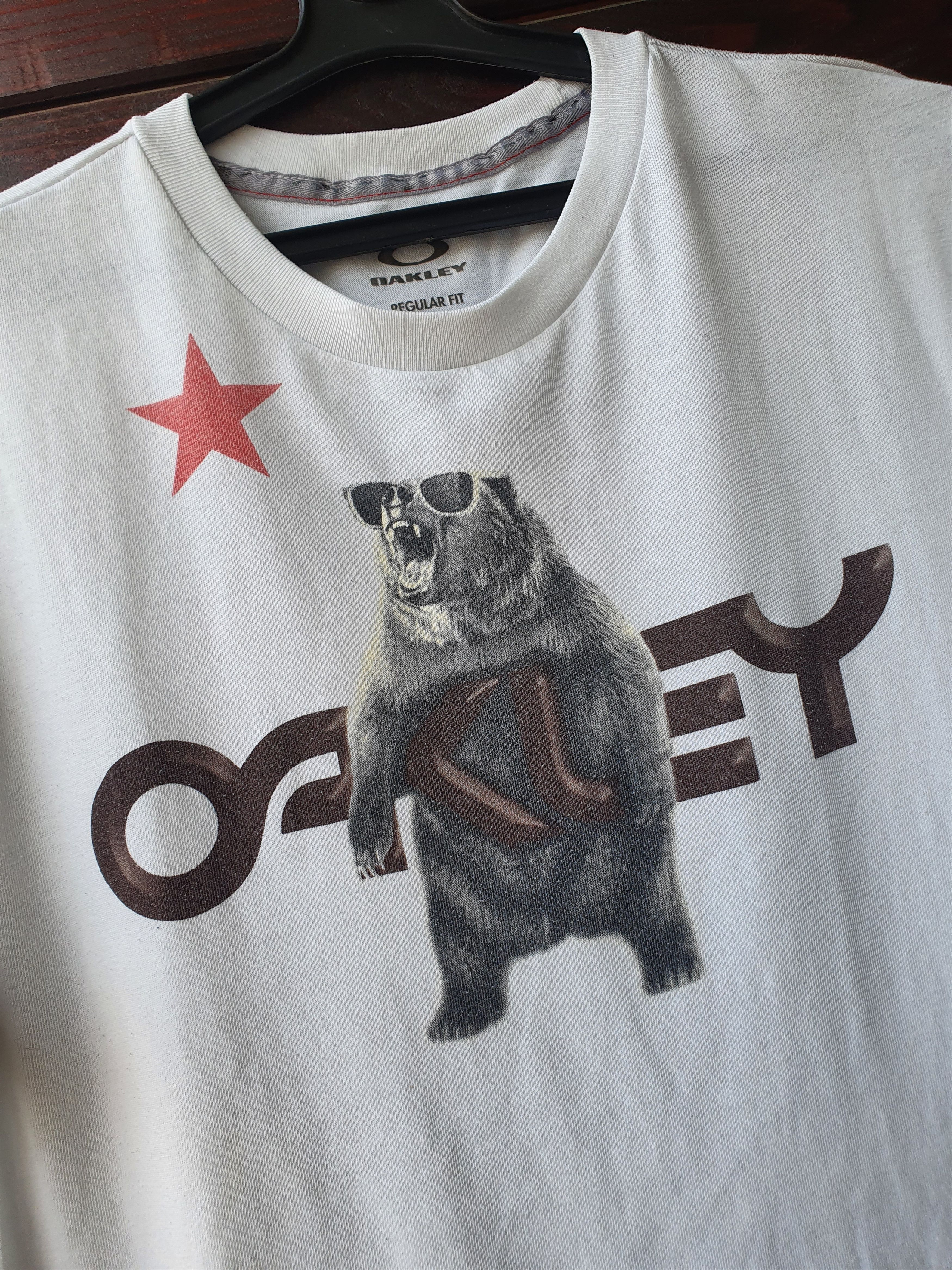 Oakley Oakley Hydrolix bear SWAG tee,sz M Size US M / EU 48-50 / 2 - 5 Thumbnail
