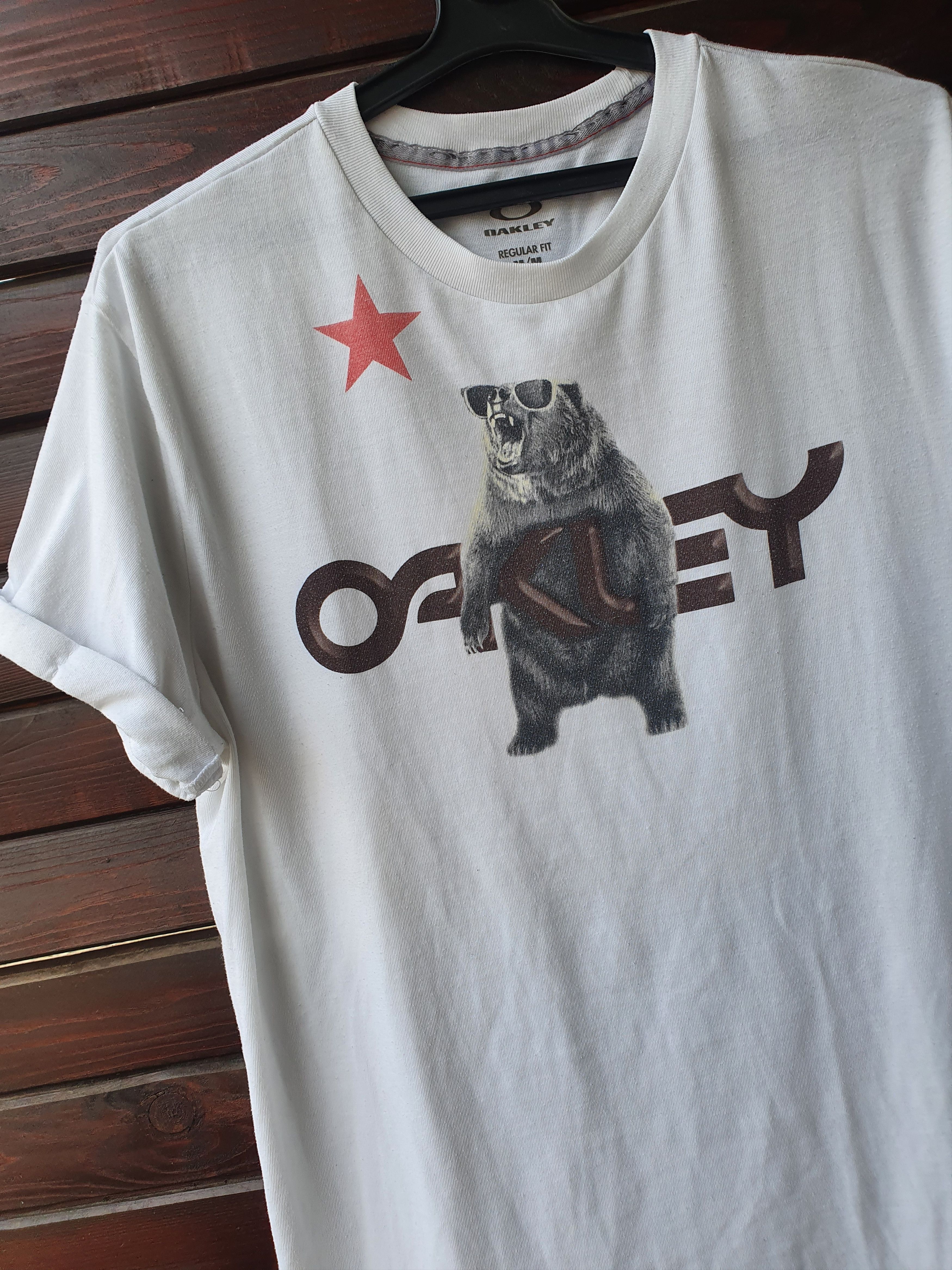 Oakley Oakley Hydrolix bear SWAG tee,sz M Size US M / EU 48-50 / 2 - 4 Thumbnail