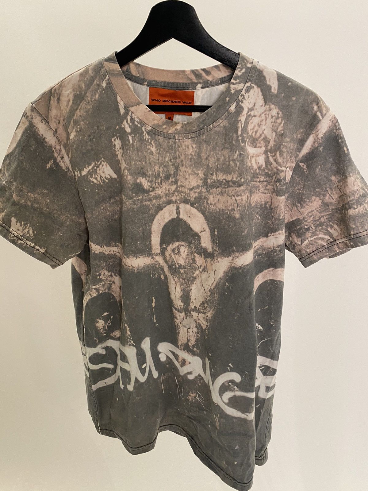 Ev Bravado Who decides war Jesus t shirt Size US M / EU 48-50 / 2 - 3 Thumbnail