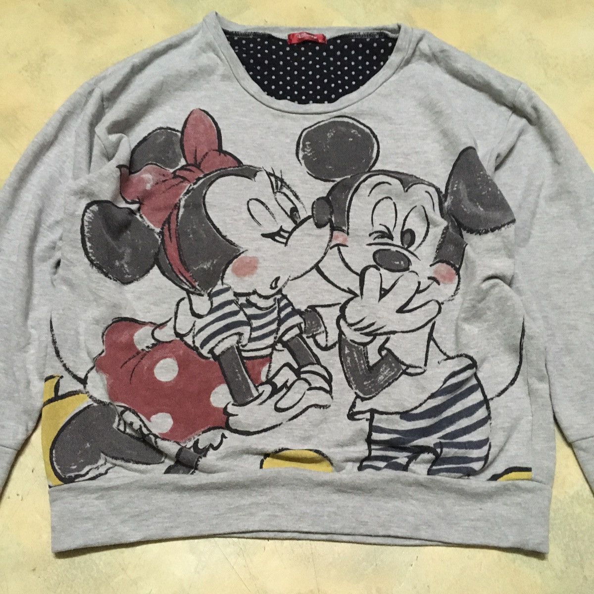 Disney DISNEY Mickey and Miniey Big Print Design Sweatshirt Size US L / EU 52-54 / 3 - 2 Thumbnail