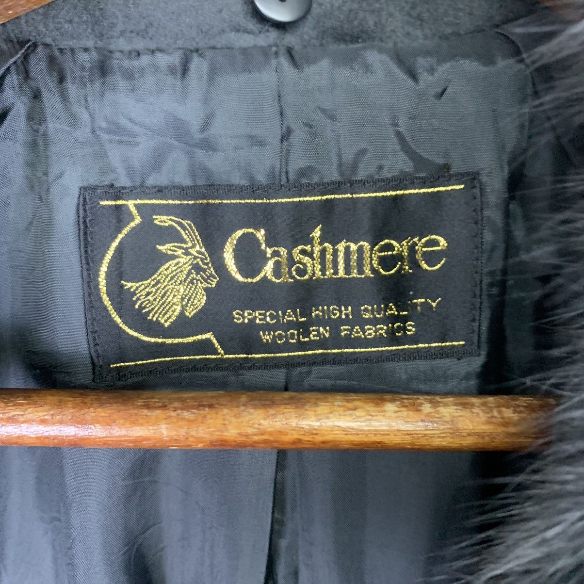 Other Vintage Luxury Cashmere Woolen Fabrics Style Jacket Size US XL / EU 56 / 4 - 6 Thumbnail
