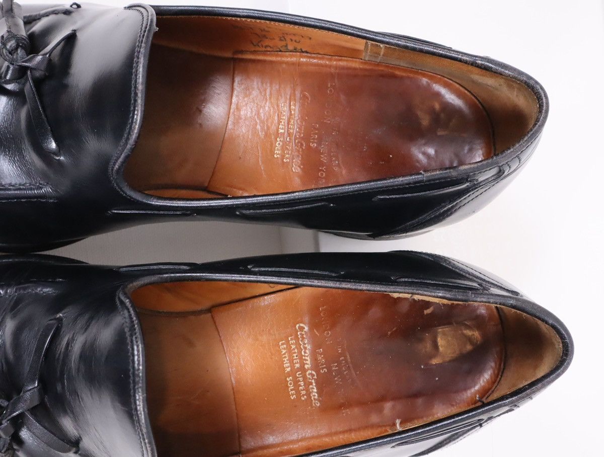 Church's Church’s Tassel Loafers 9E 9 Black Leather Made in England Size US 9 / EU 42 - 11 Thumbnail