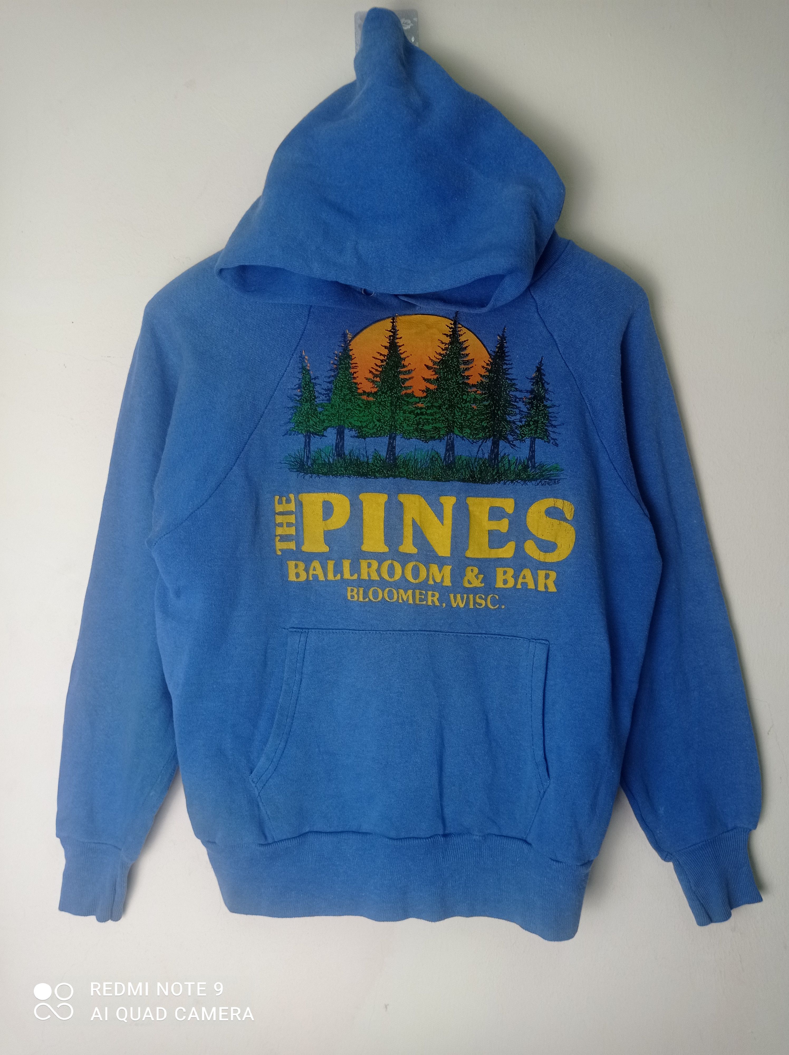 Vintage Vintage 80s The Pines Ballroom &Bar Bloomer,Wisc hoodie Size US M / EU 48-50 / 2 - 2 Thumbnail
