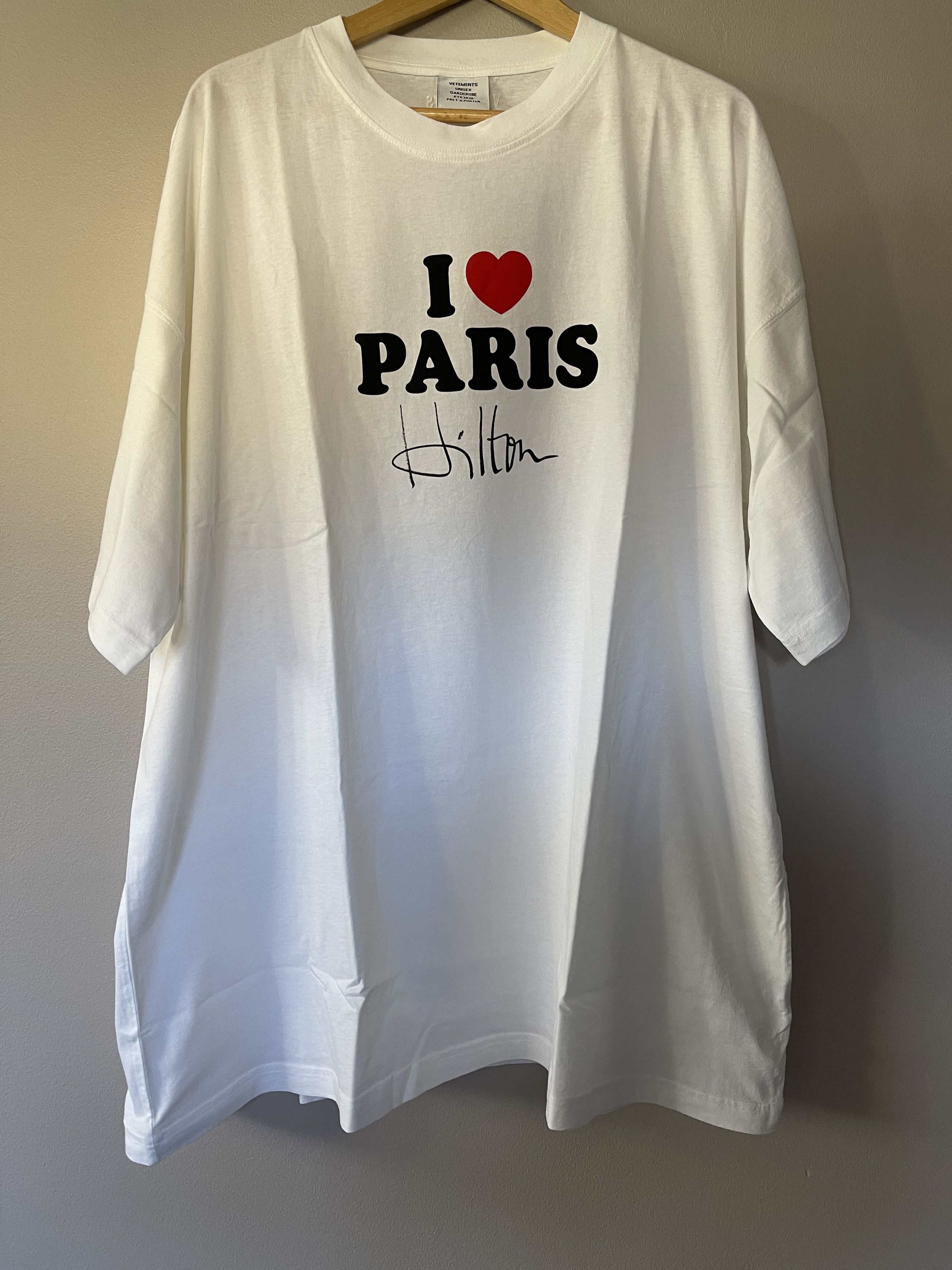 Vetements I Love Paris Hilton T-shirt | Grailed
