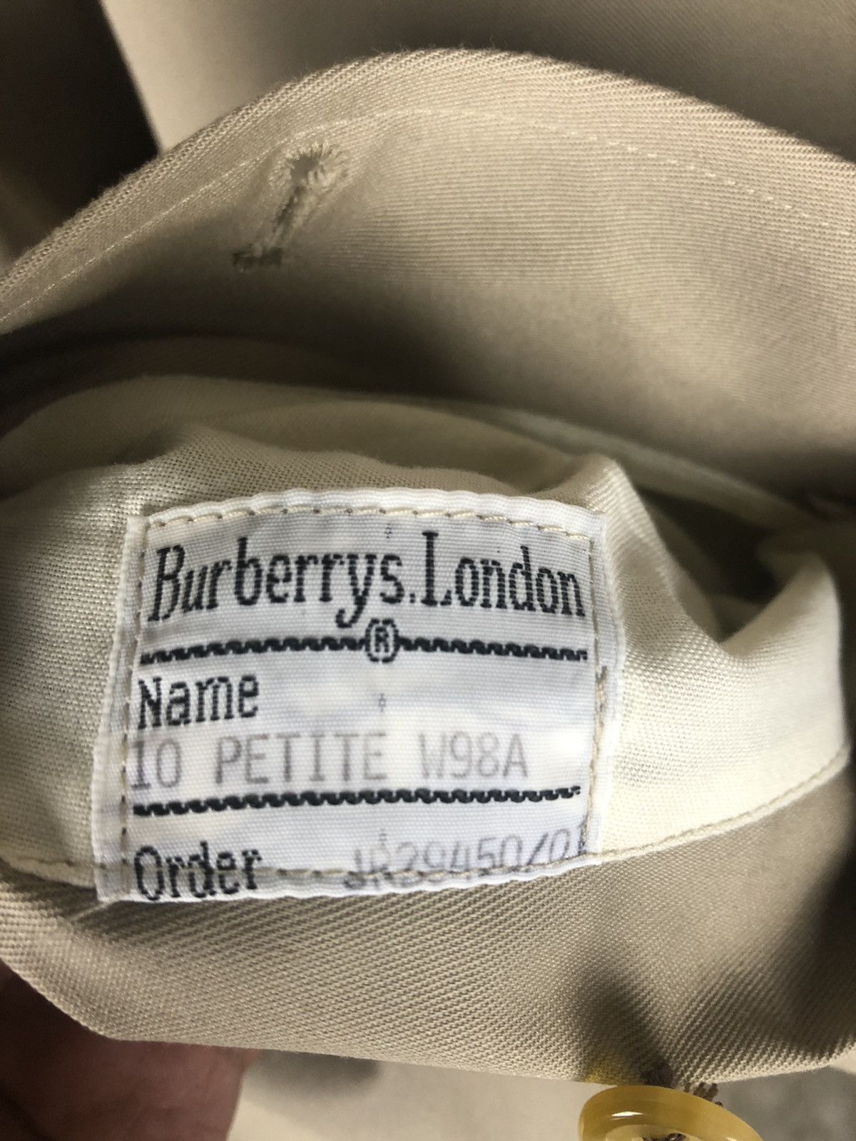 Burberry Vintage Burberrys Nova Check Trench Coat Size US M / EU 48-50 / 2 - 12 Thumbnail
