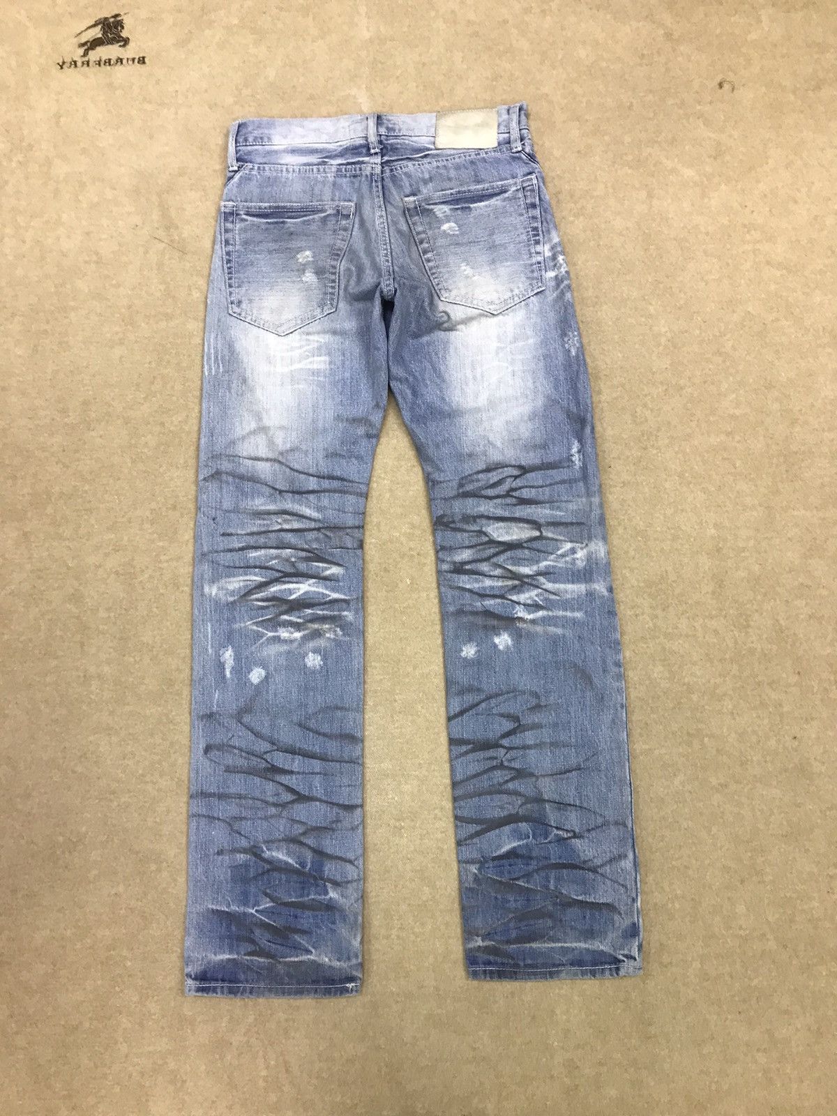 Japanese Brand Rare 🔥Neutral Infinity Distressed Smoke Dirty Wash Denim Size US 30 / EU 46 - 19 Thumbnail
