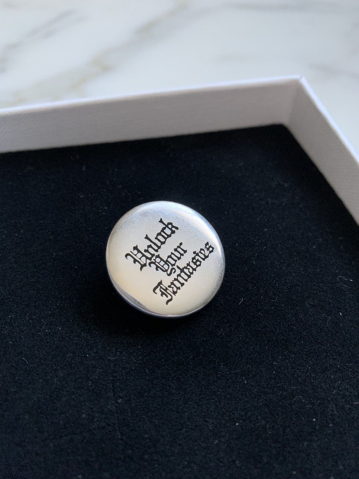 Celine × Hedi Slimane Celine Unlock Your Fantasies .925 Silver Pin Badge Slimane Size ONE SIZE - 2 Thumbnail