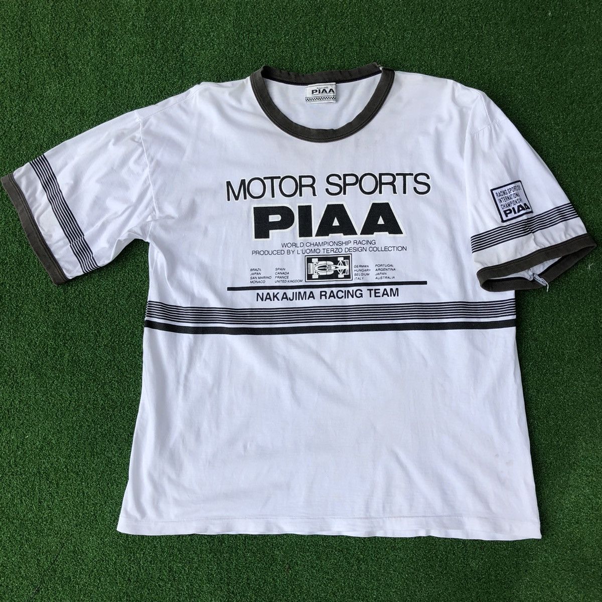 Vintage RARE! Vintage PIAA Racing Nakajima Racing Team TShirt Size US L / EU 52-54 / 3 - 1 Thumbnail