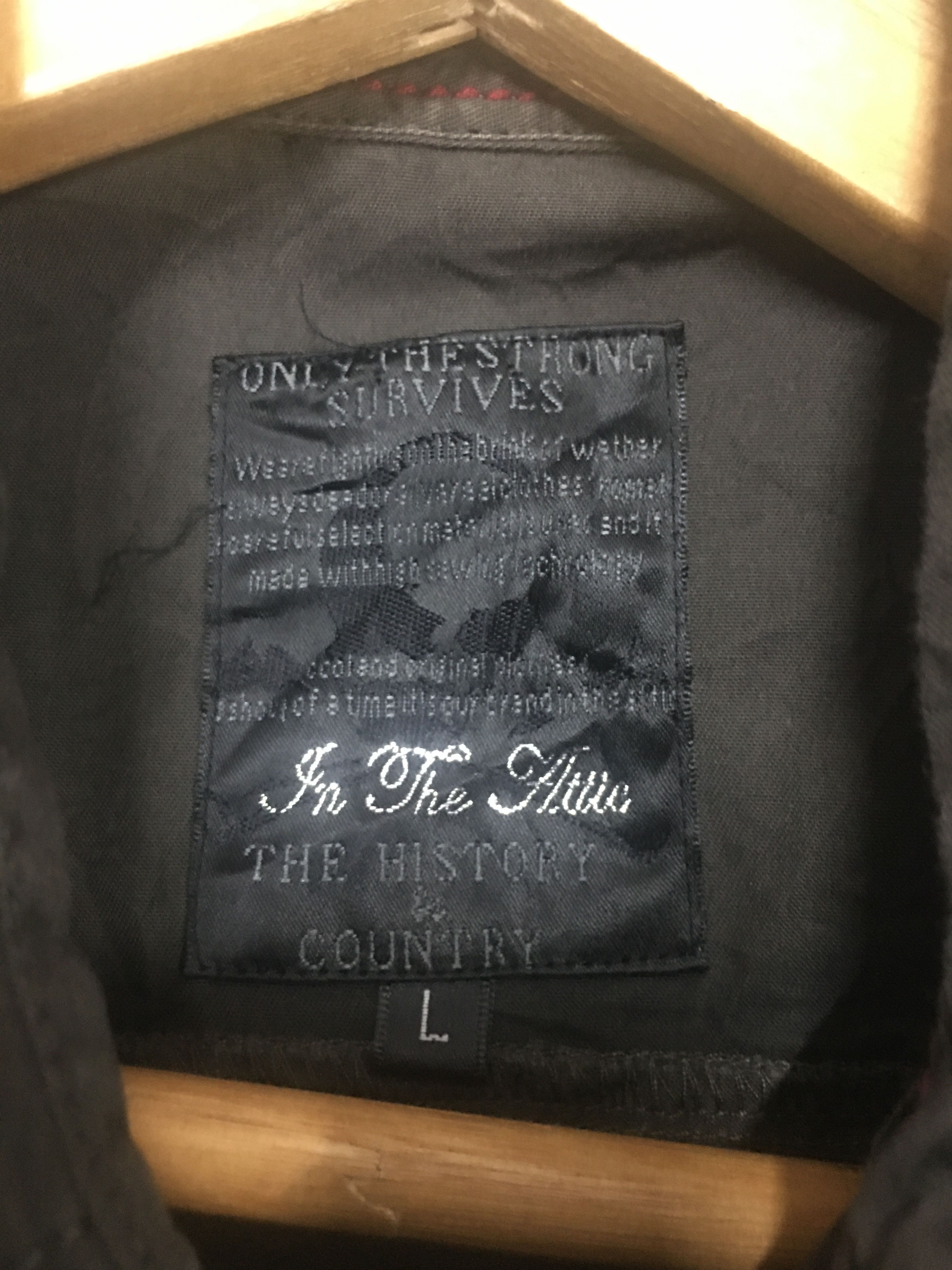 In The Attic × Japanese Brand In the ettic the history and country shirt Size US L / EU 52-54 / 3 - 8 Thumbnail