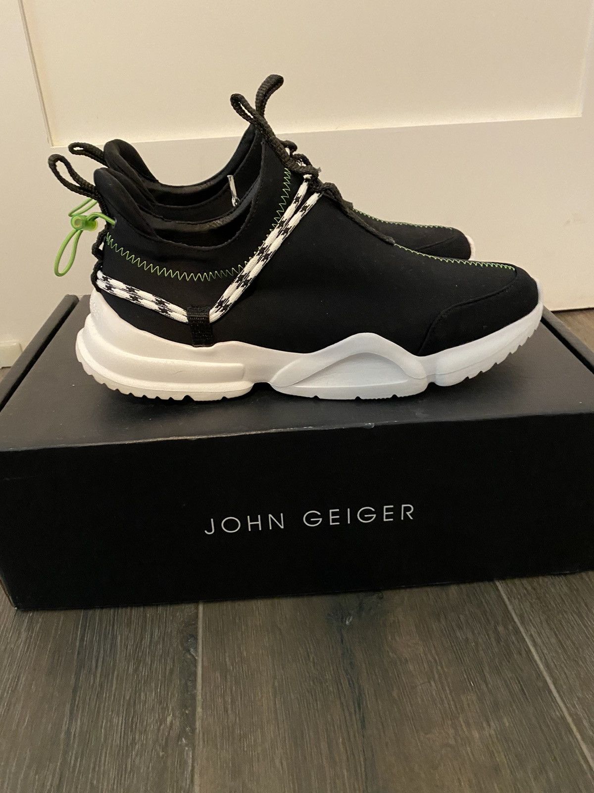John Geiger John Geiger 002 Low Black/Lime Size US 10 / EU 43 - 1 Thumbnail