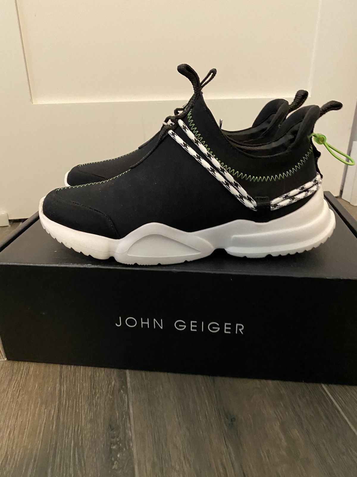 John Geiger John Geiger 002 Low Black/Lime Size US 10 / EU 43 - 2 Thumbnail