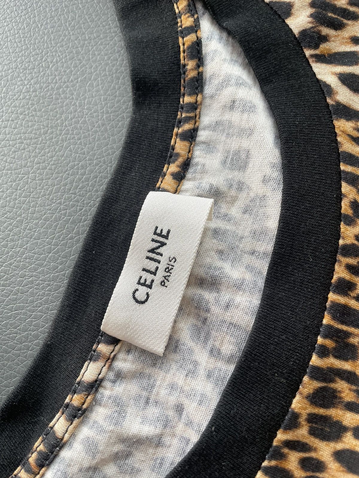 Celine × Hedi Slimane Rare Brand New Classic Hedi Runway Col Rond Leopard Shirt Size US L / EU 52-54 / 3 - 12 Thumbnail