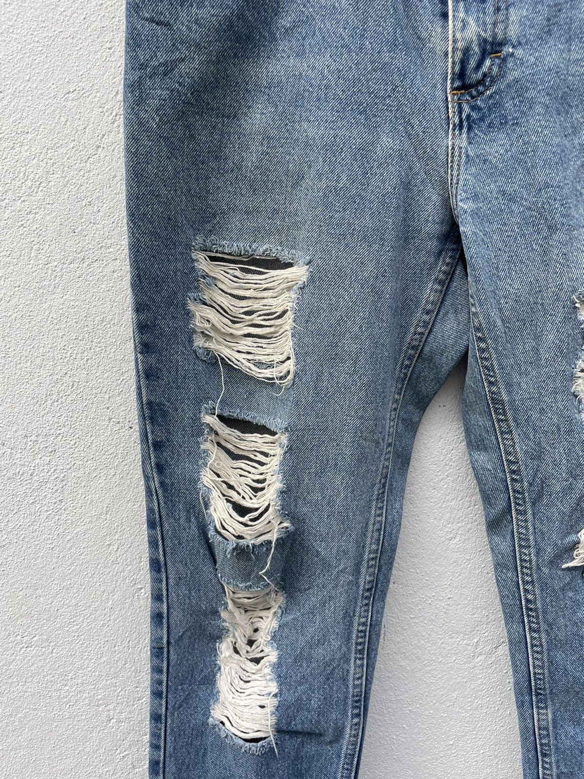 L.L. Bean Vintage L.L Bean Distressed Denim Jeans Size US 28 / EU 44 - 3 Thumbnail
