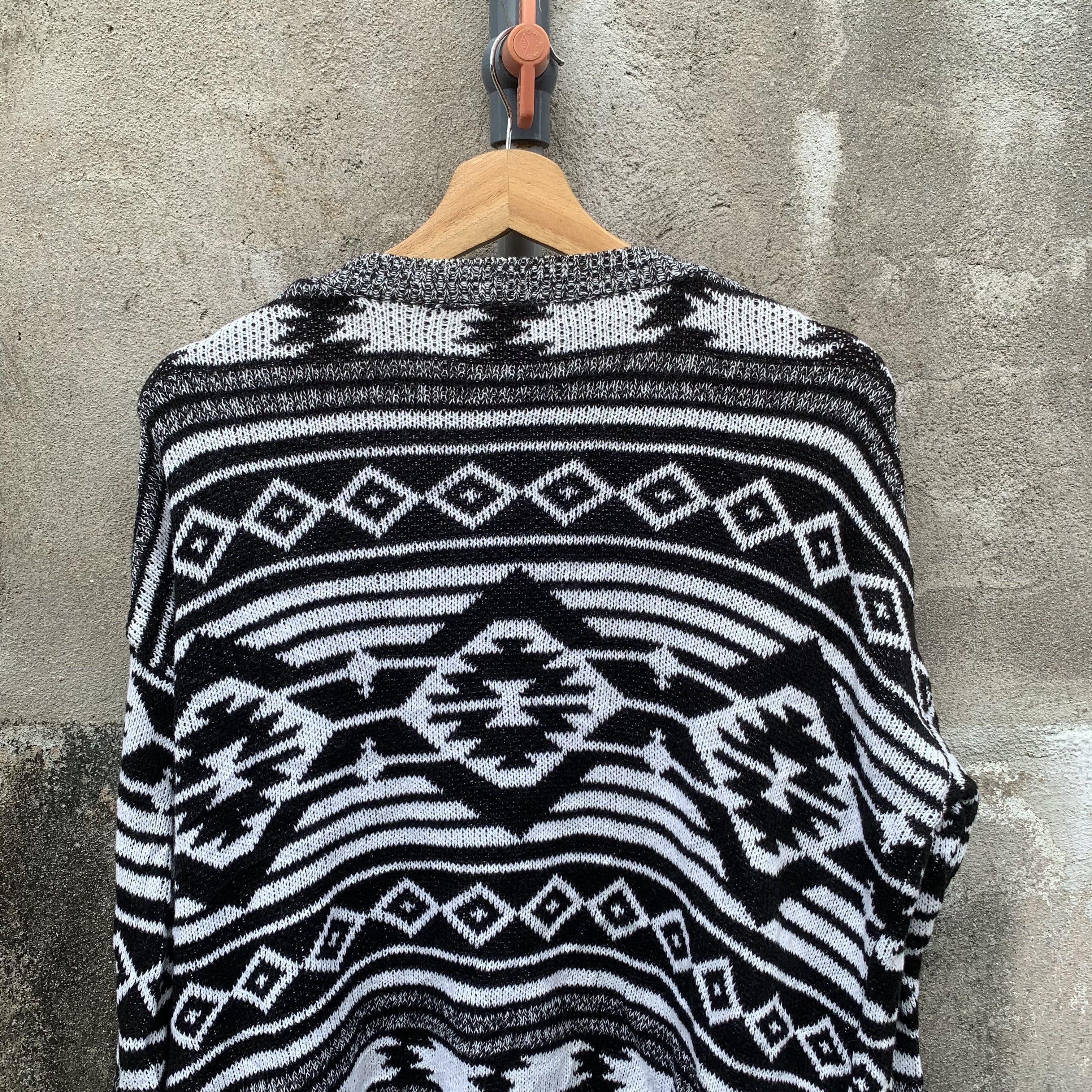 Divided Divided By H&M Knit Navajo Jumper Cardigan Open Sweater Size US L / EU 52-54 / 3 - 9 Thumbnail