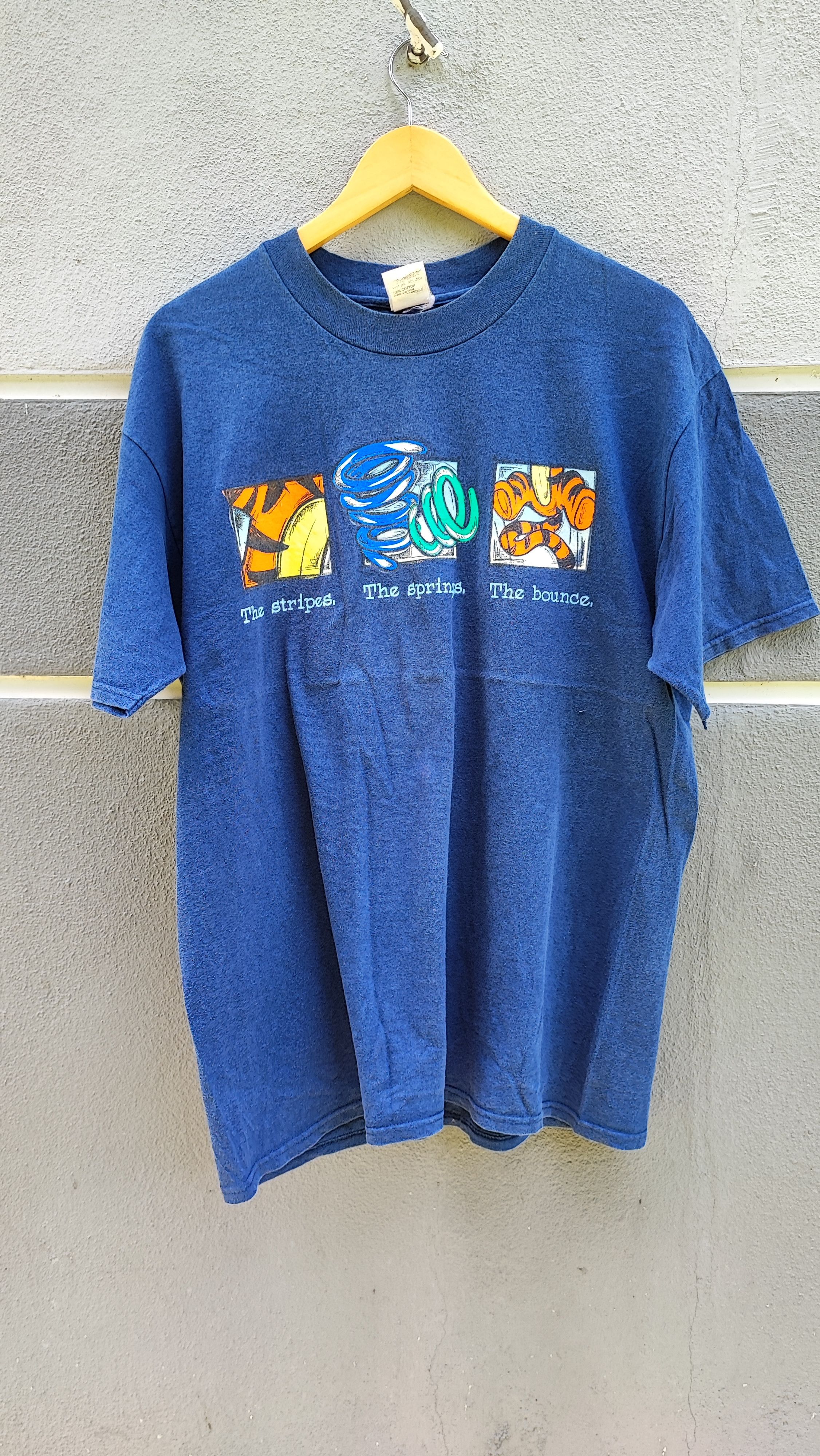 Vintage winnie The Pooh Tigger Shirt
