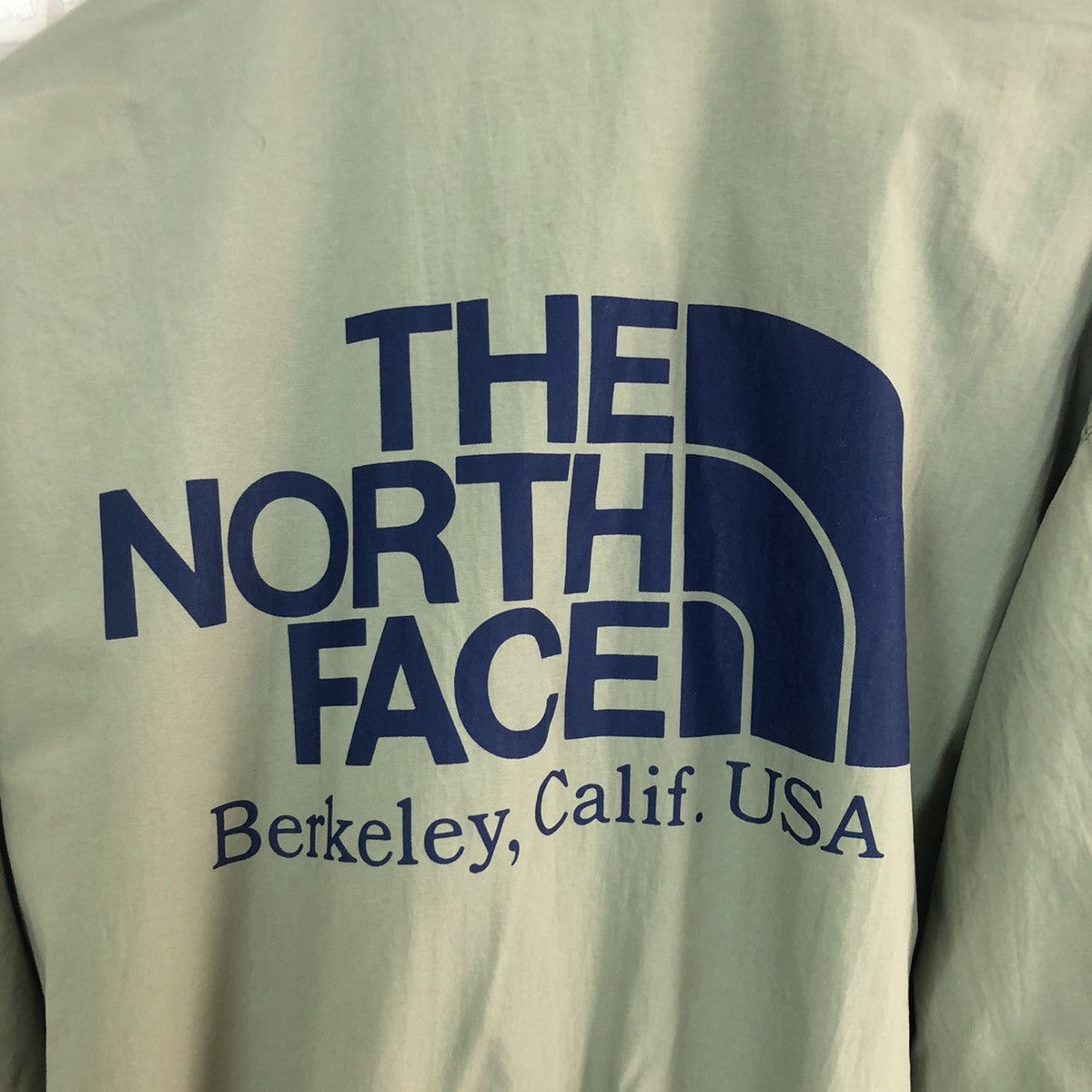 The North Face THE NORTH FACE BERKELEY CALIF USA WINDBREAKER JACKET Size US L / EU 52-54 / 3 - 9 Thumbnail