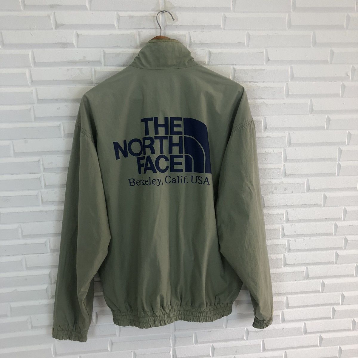 The North Face THE NORTH FACE BERKELEY CALIF USA WINDBREAKER JACKET Size US L / EU 52-54 / 3 - 7 Thumbnail