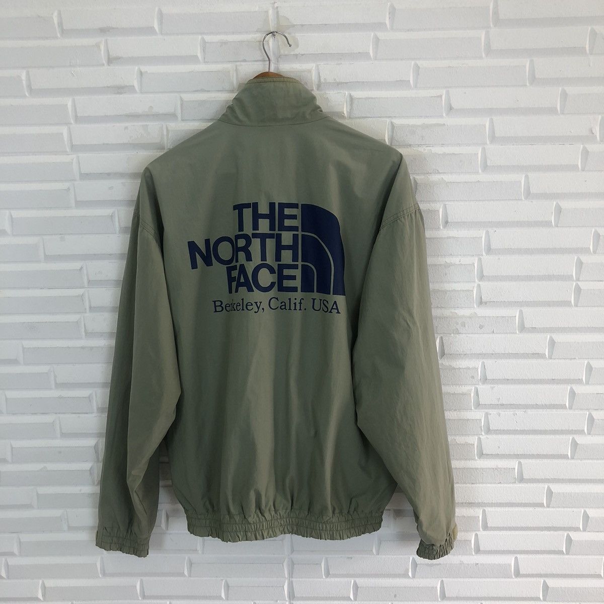 The North Face THE NORTH FACE BERKELEY CALIF USA WINDBREAKER JACKET Size US L / EU 52-54 / 3 - 5 Thumbnail