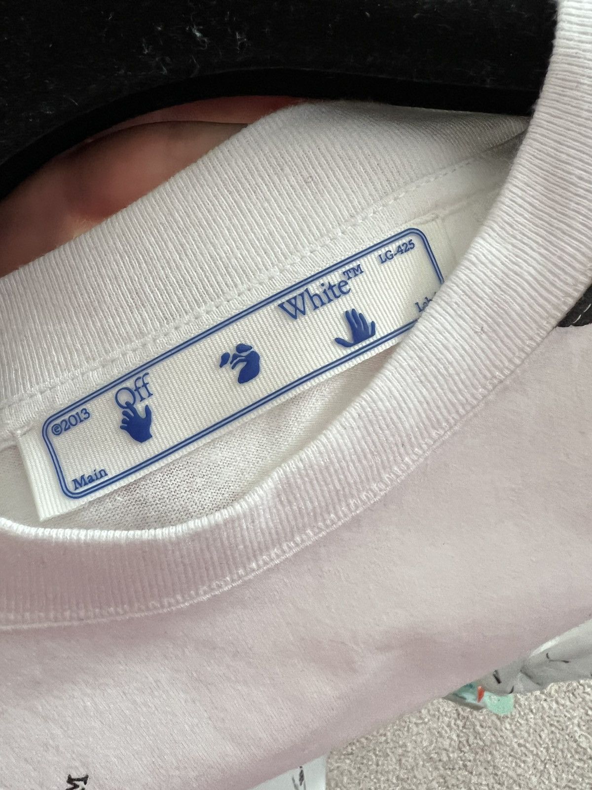 Off-White Allover logo tshirt Size US S / EU 44-46 / 1 - 5 Thumbnail