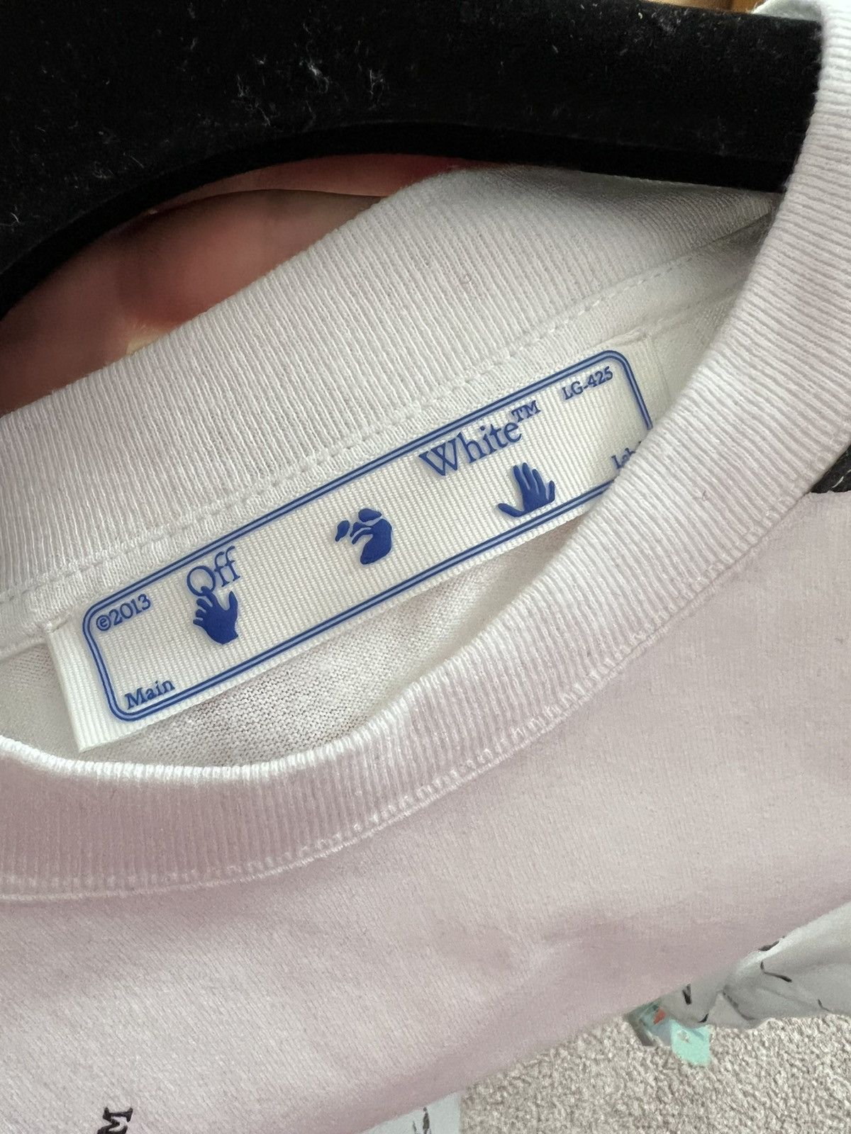 Off-White Allover logo tshirt Size US S / EU 44-46 / 1 - 4 Thumbnail