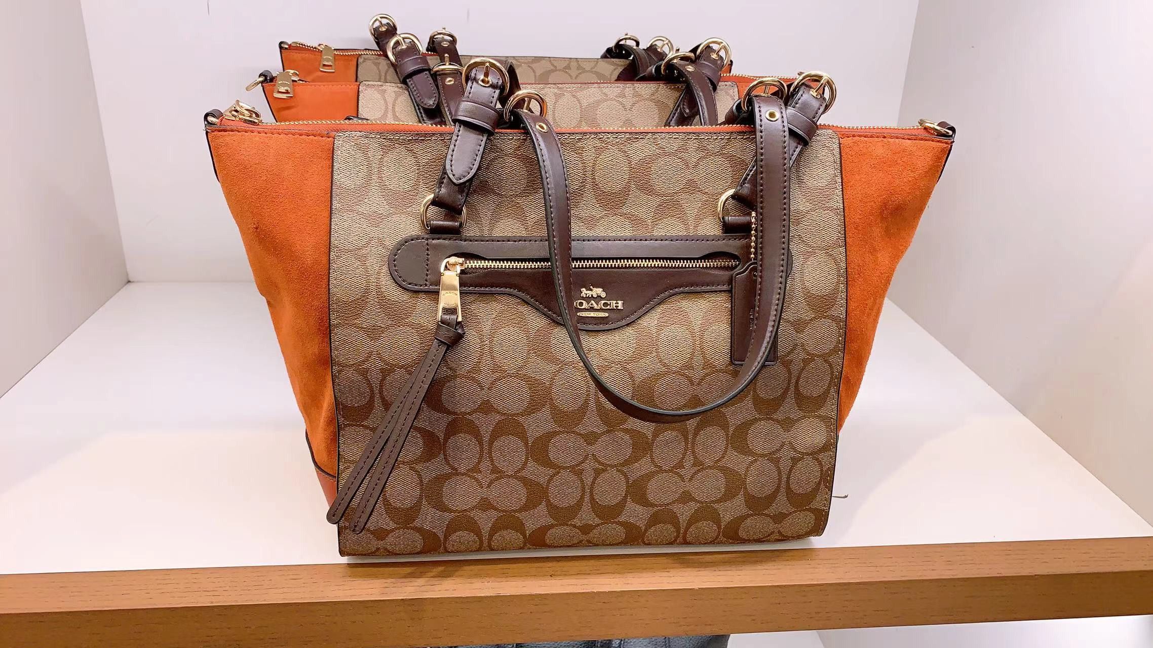 Coach good Leather Kleo Carryall