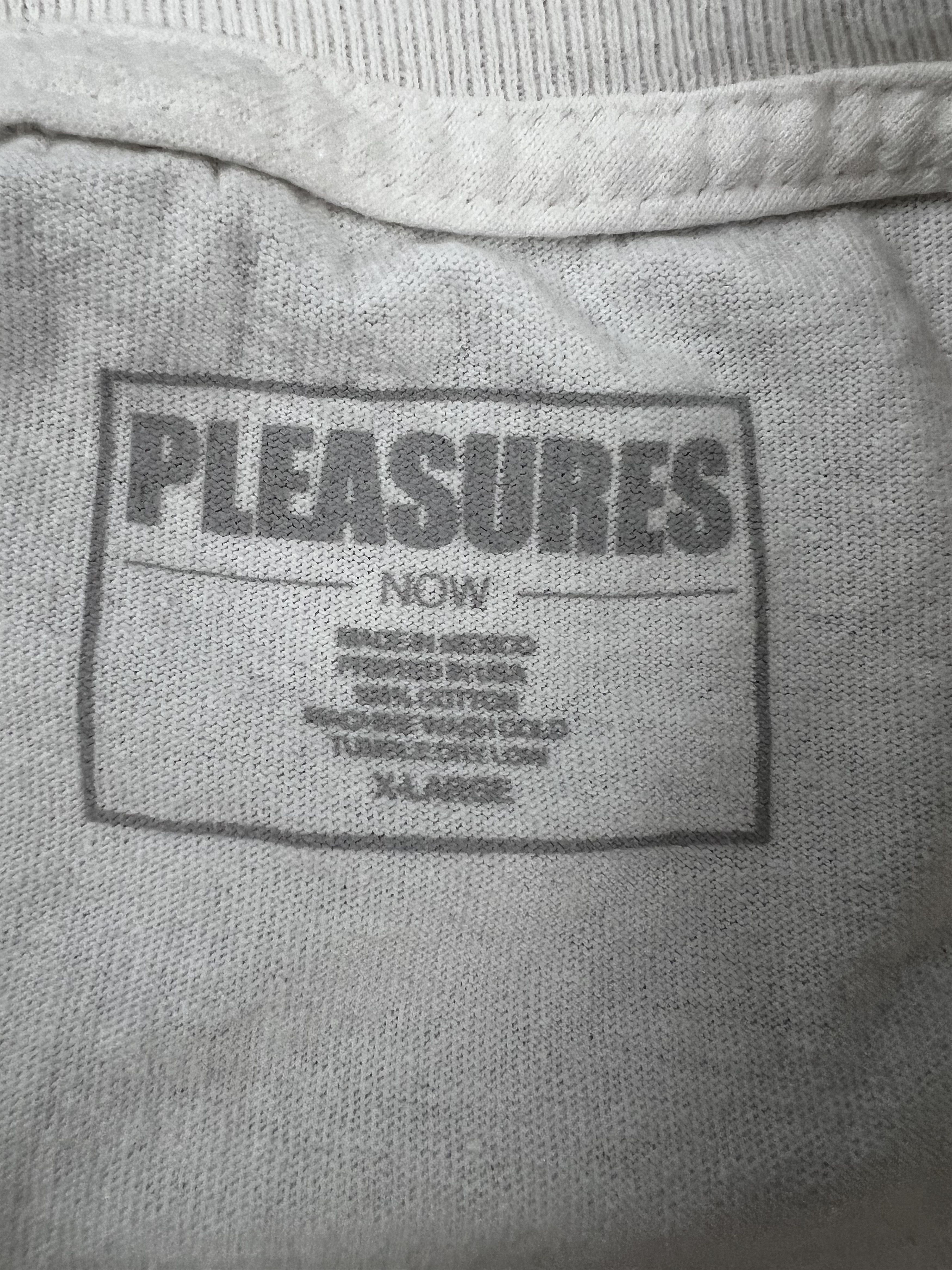 Pleasures Pleasures Bug Cockroach Phone Tee White XL 🥣🧊❄️ Gun 666 Size US XL / EU 56 / 4 - 3 Thumbnail