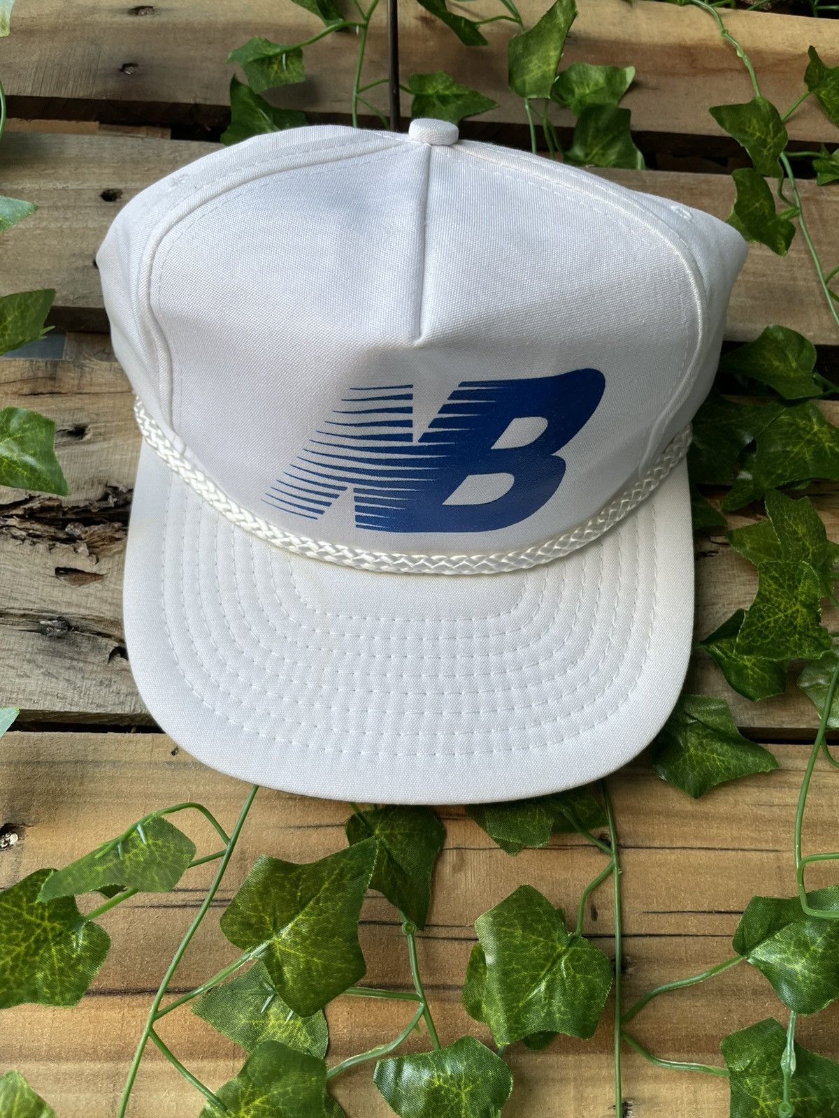 New Balance Mens and Womens Speed Run Trucker Hat One Size Gunmetal