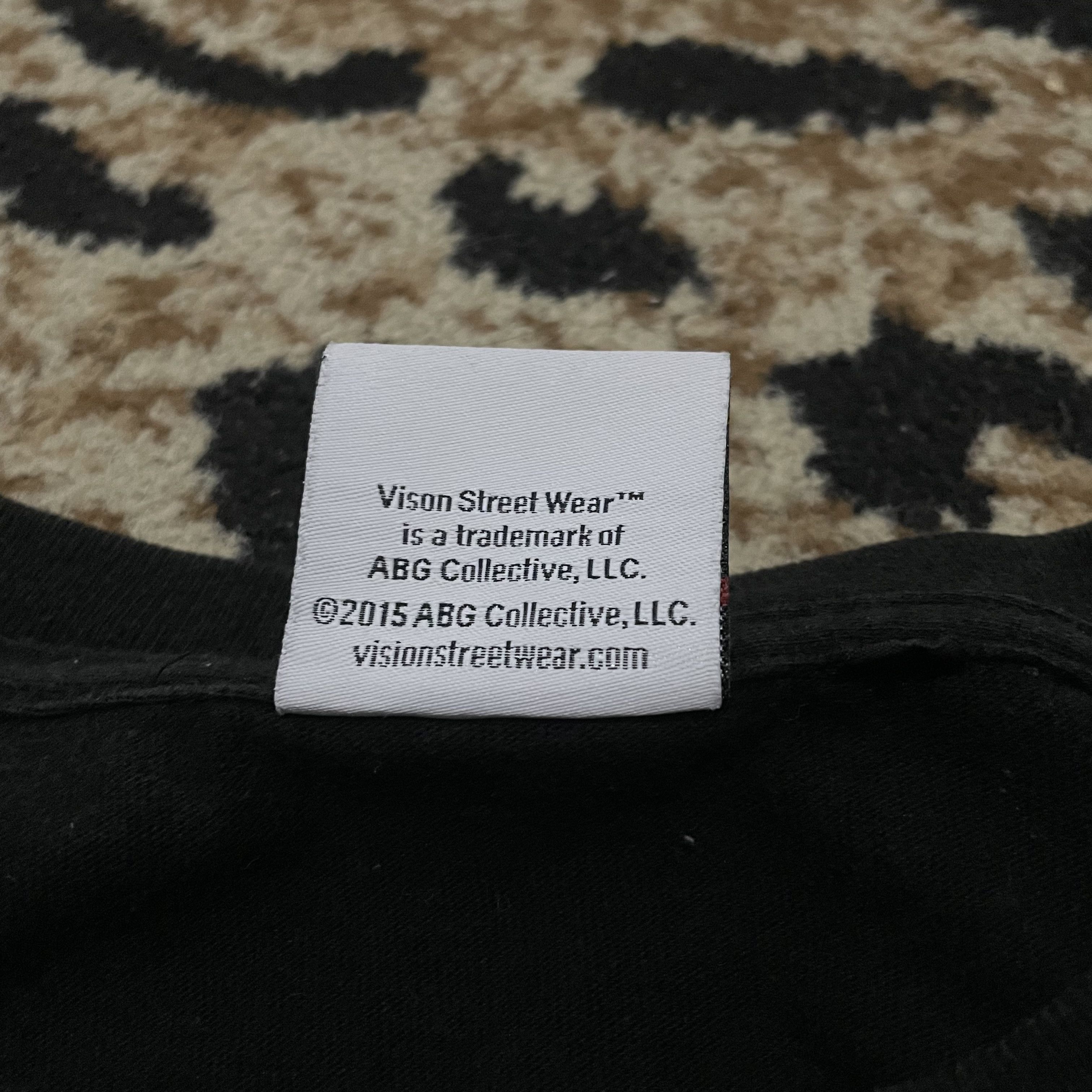 Disney Vision Street Wear x Disney Tee Size US M / EU 48-50 / 2 - 6 Thumbnail
