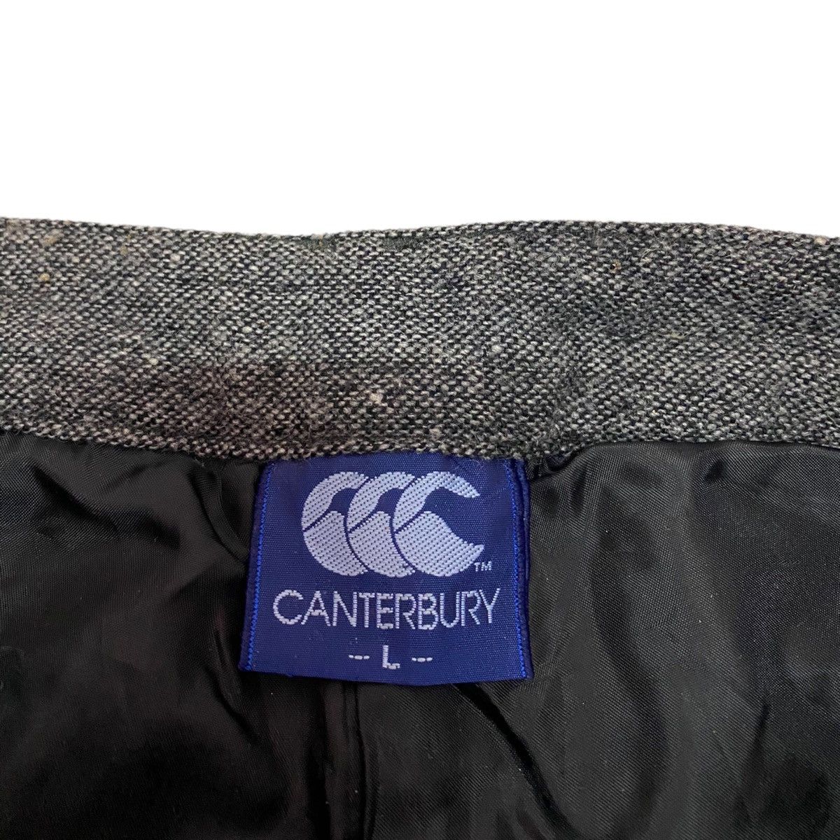 All Blacks × Canterbury of New Zealand × Vintage ICONIC CANTERBURY SIGNATURE BACK POCKET WOOL SHORT PANTS Size US 29 - 11 Thumbnail