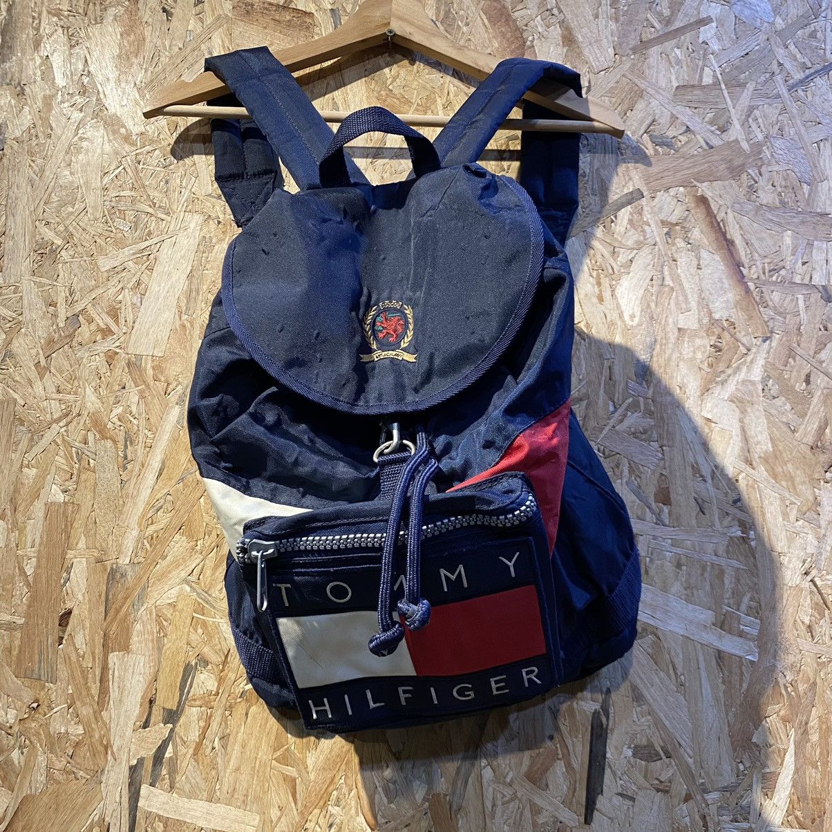 Tommy Hilfiger VINTAGE 90’s‼️Tommy Hilfiger Big Logo Flag Backpack Bag Size ONE SIZE - 2 Thumbnail