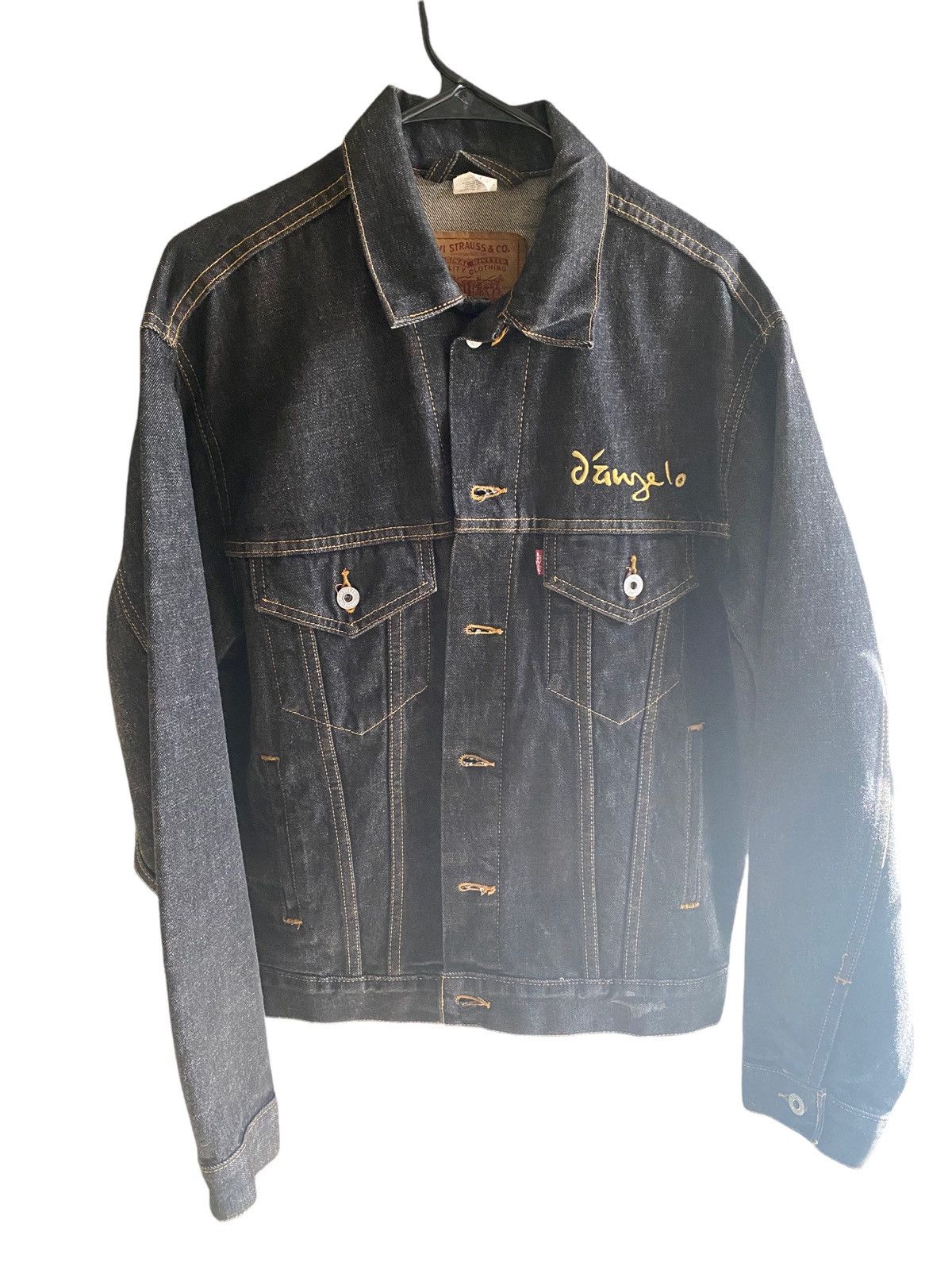 趣味・スポーツ・実用 Levi's VINTAGE DENIM JACKETS LEVI's Blue Denim Jean Trucker Jacket VINTAGE Sz. L Red