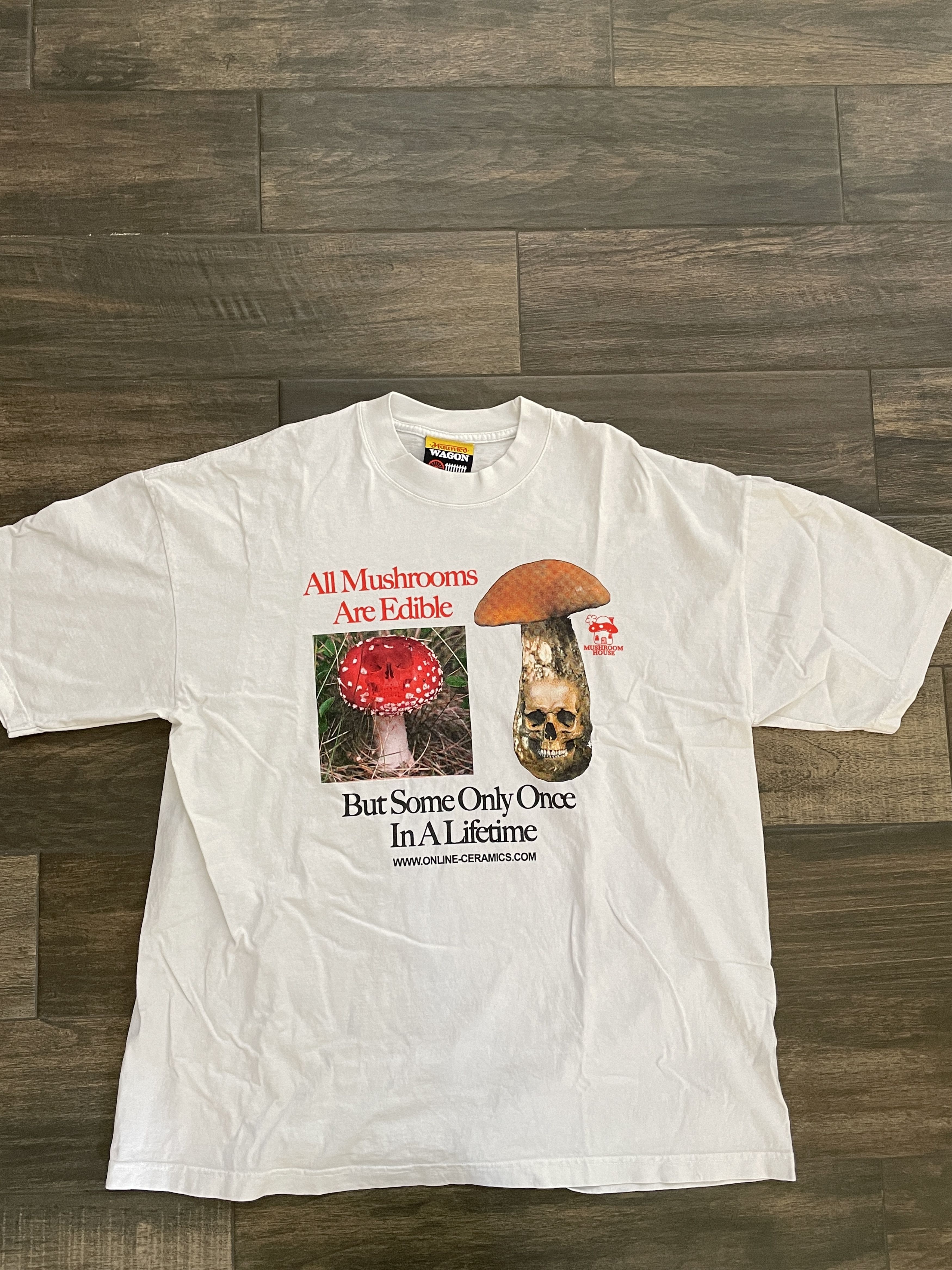 Online Ceramics Online Ceramics Deadly Mushrooms Tee Size US XL / EU 56 / 4 - 1 Thumbnail