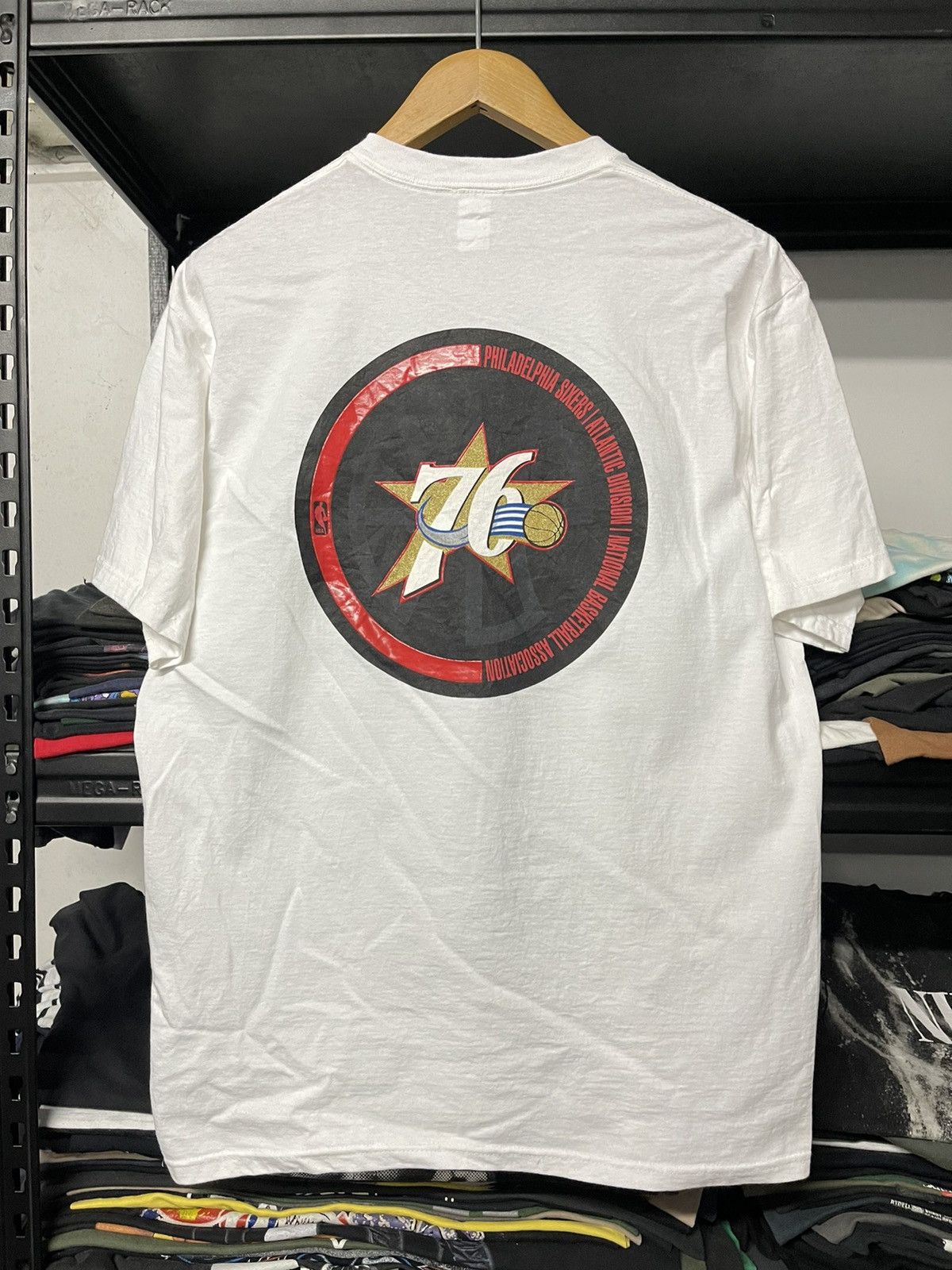 NBA × Nike × Vintage Vintage Nike Center 76 Sixers Basketball Nba Tees Size US L / EU 52-54 / 3 - 7 Thumbnail