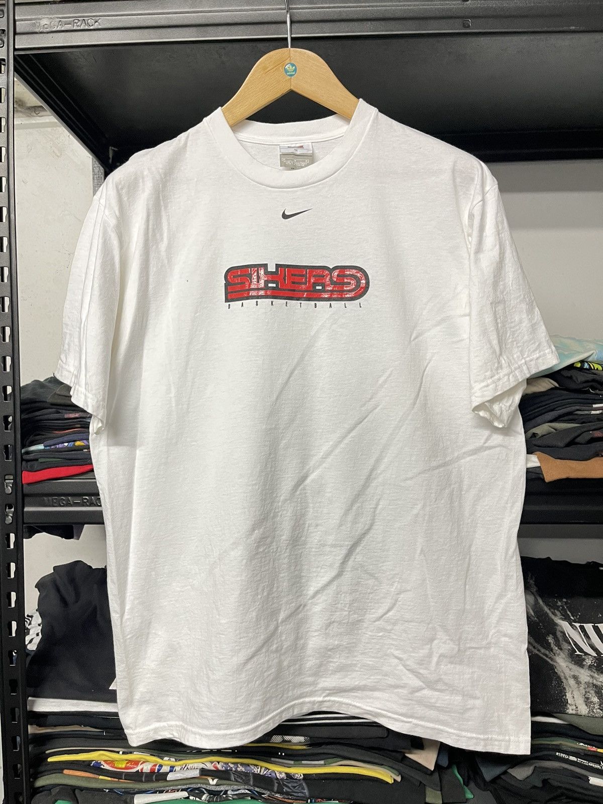 NBA × Nike × Vintage Vintage Nike Center 76 Sixers Basketball Nba Tees Size US L / EU 52-54 / 3 - 2 Thumbnail