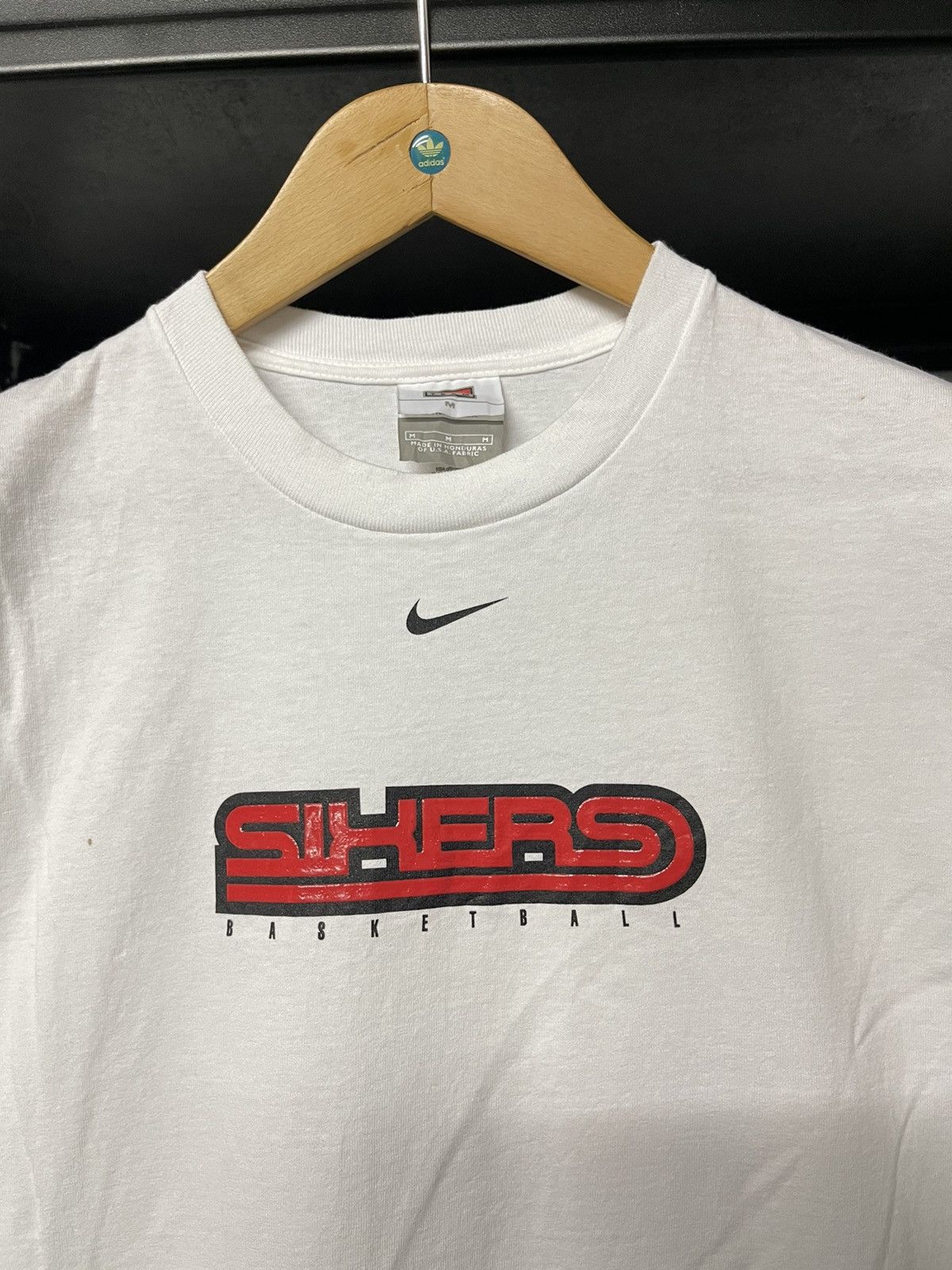 NBA × Nike × Vintage Vintage Nike Center 76 Sixers Basketball Nba Tees Size US L / EU 52-54 / 3 - 1 Thumbnail