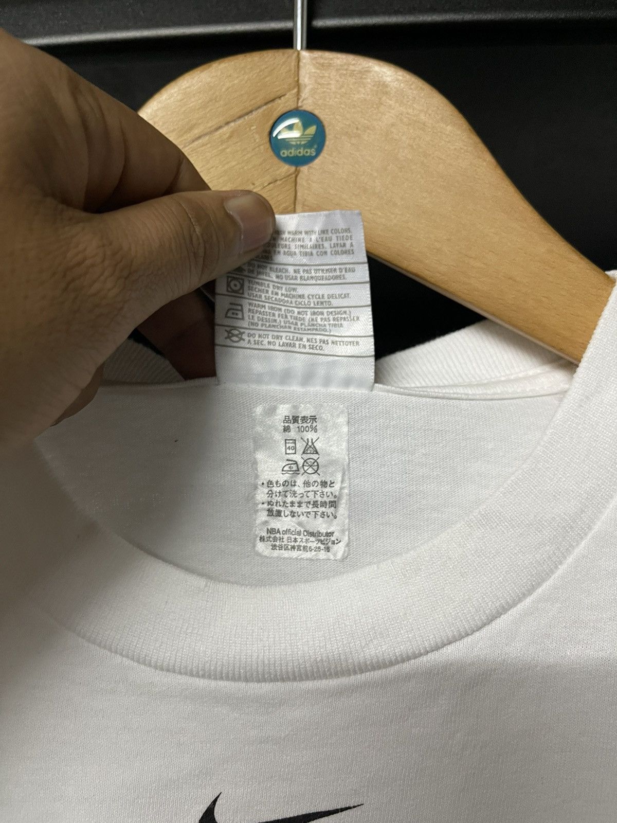 NBA × Nike × Vintage Vintage Nike Center 76 Sixers Basketball Nba Tees Size US L / EU 52-54 / 3 - 5 Thumbnail