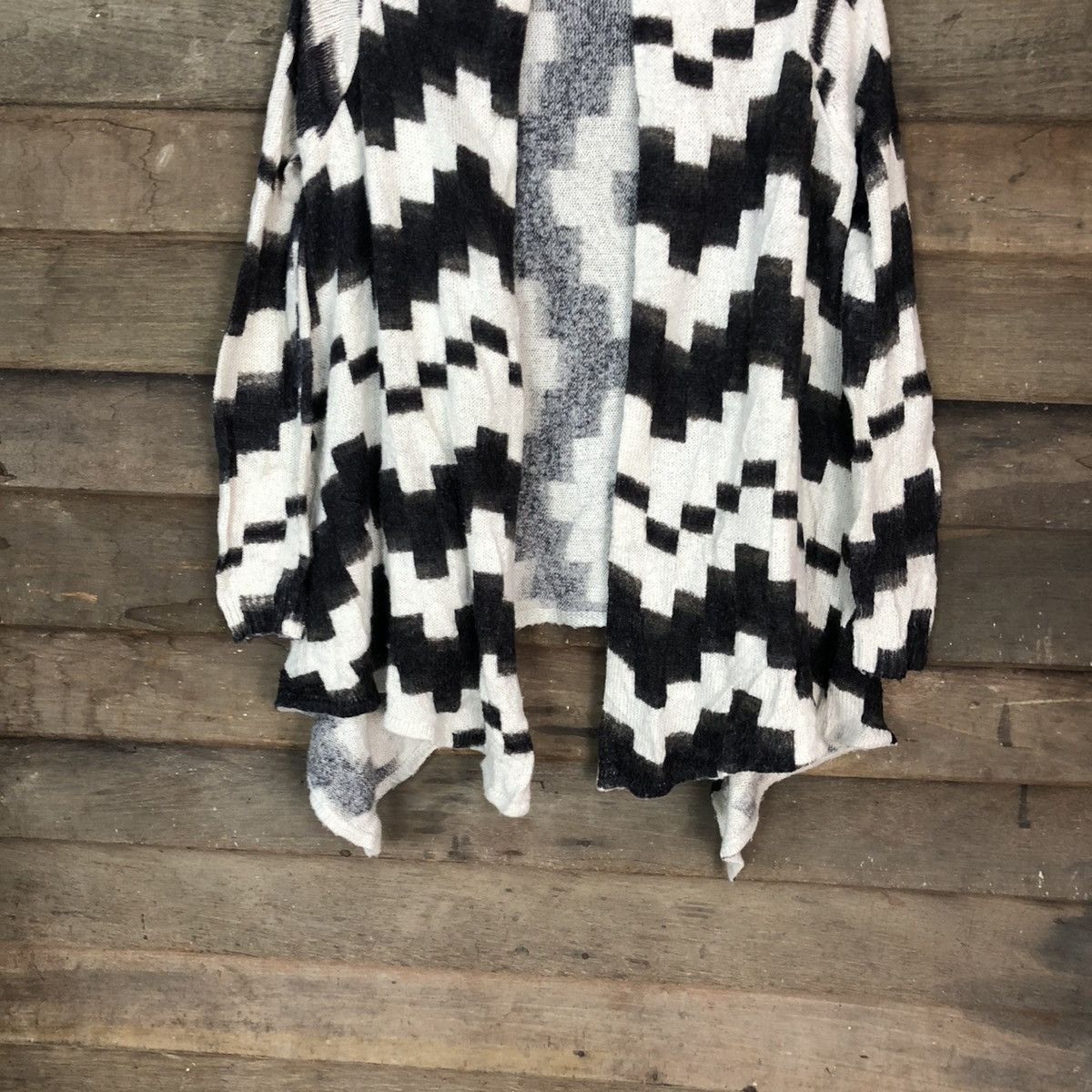 Gap Gap White black Knitwear checkered cardigan #H027 Size US S / EU 44-46 / 1 - 3 Thumbnail