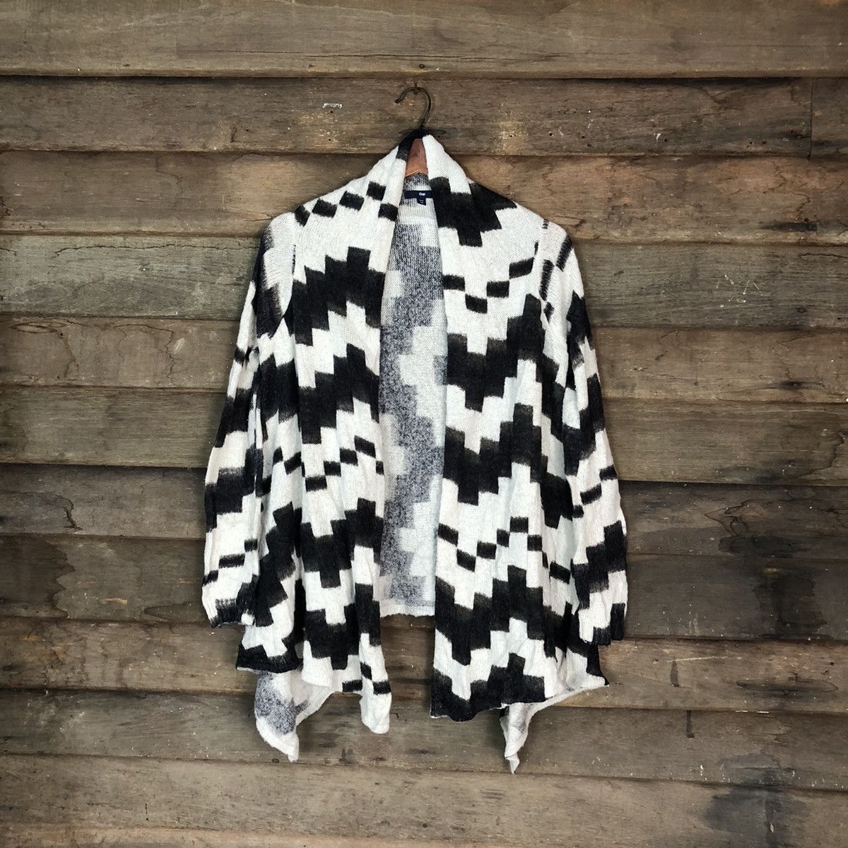 Gap Gap White black Knitwear checkered cardigan #H027 Size US S / EU 44-46 / 1 - 1 Thumbnail