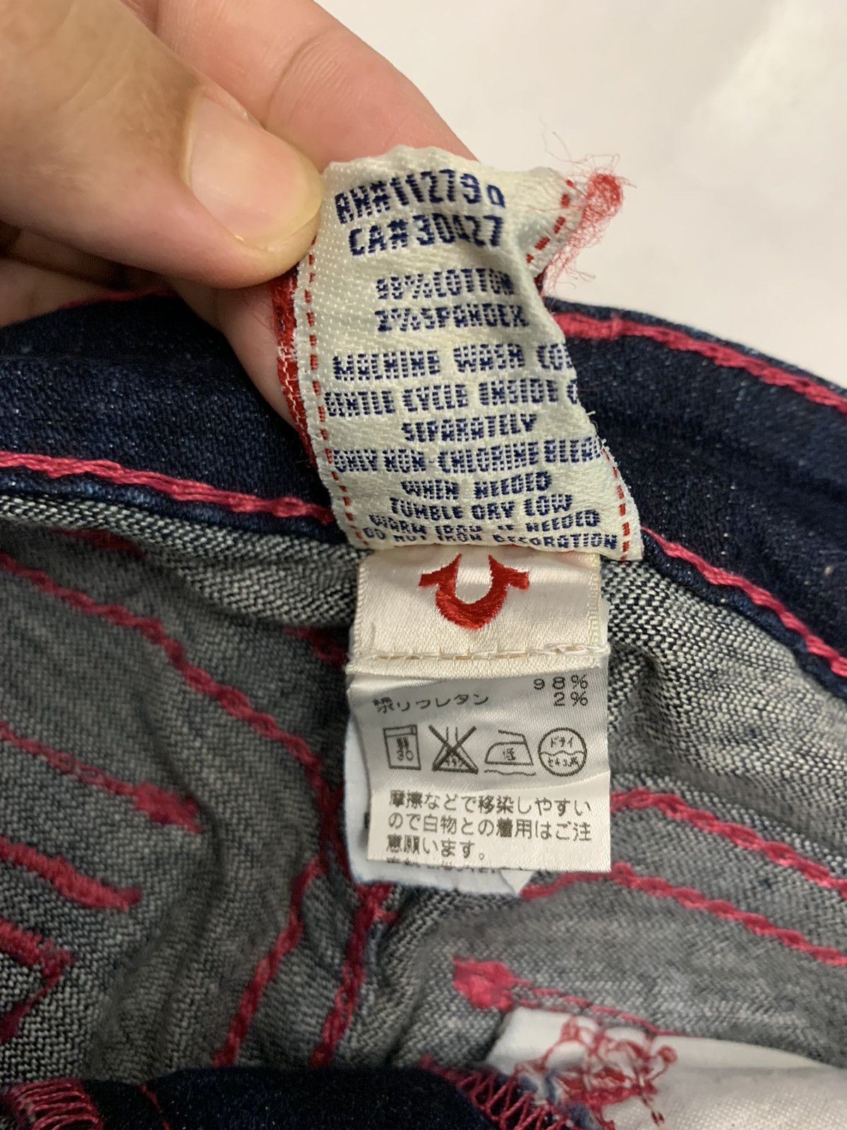 True Religion True religion denim jeans crystal swarovski button super low Size US 26 / EU 42 - 13 Thumbnail