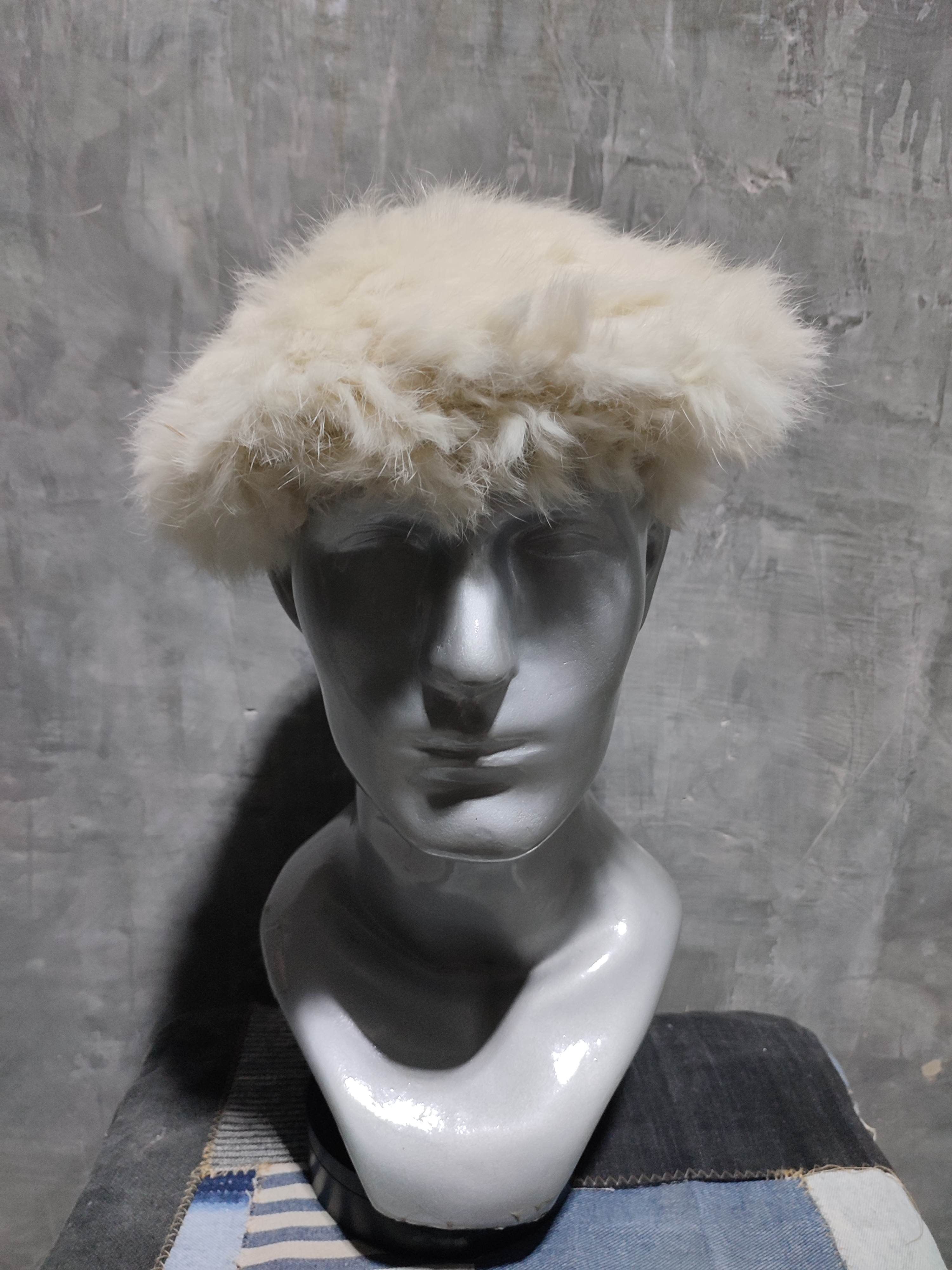 Other 🔥Real Fur Barret Hats Stretch Design Size ONE SIZE - 1 Thumbnail