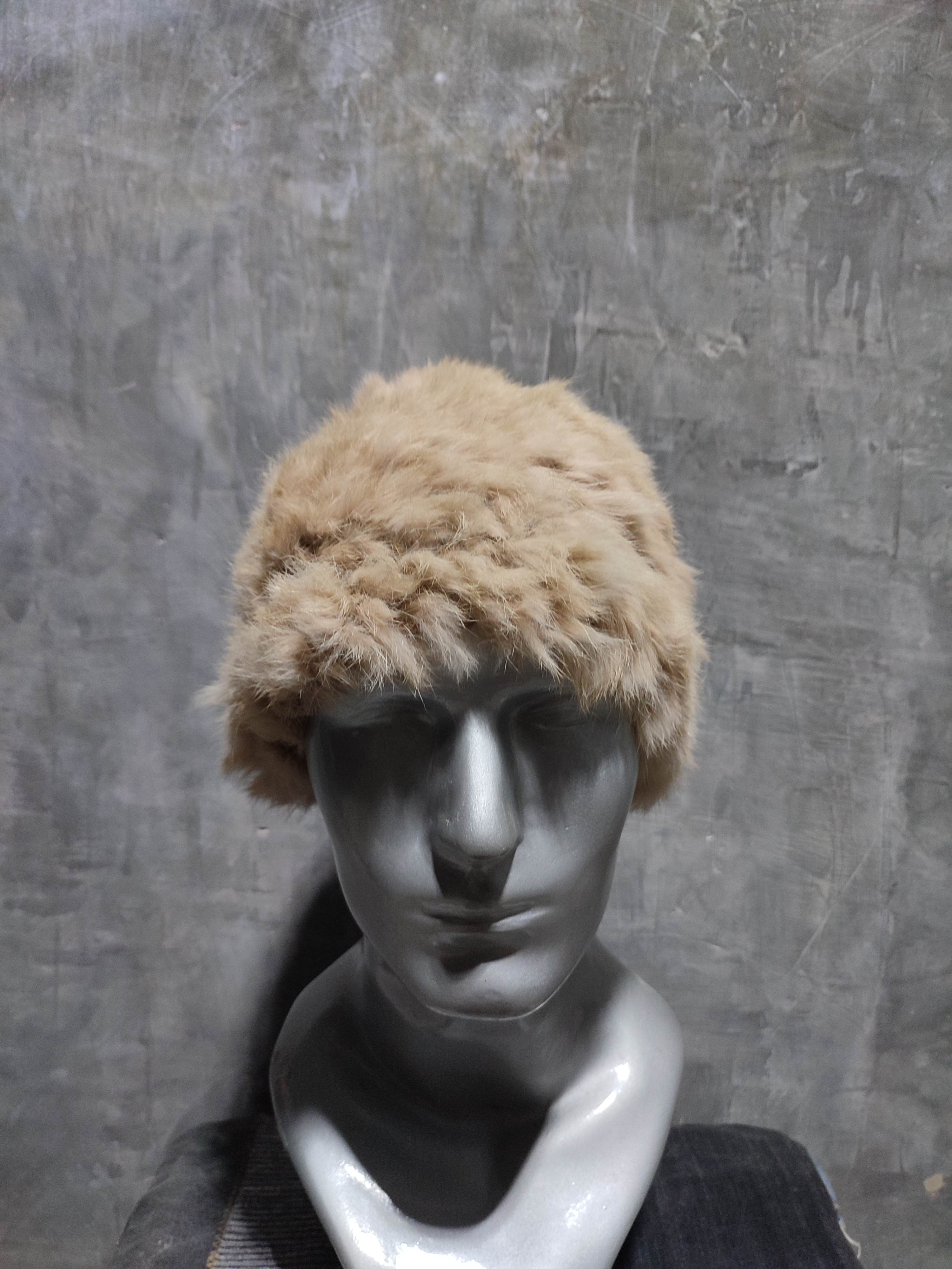 Other Real Fur Beanie Hats Size ONE SIZE - 1 Thumbnail