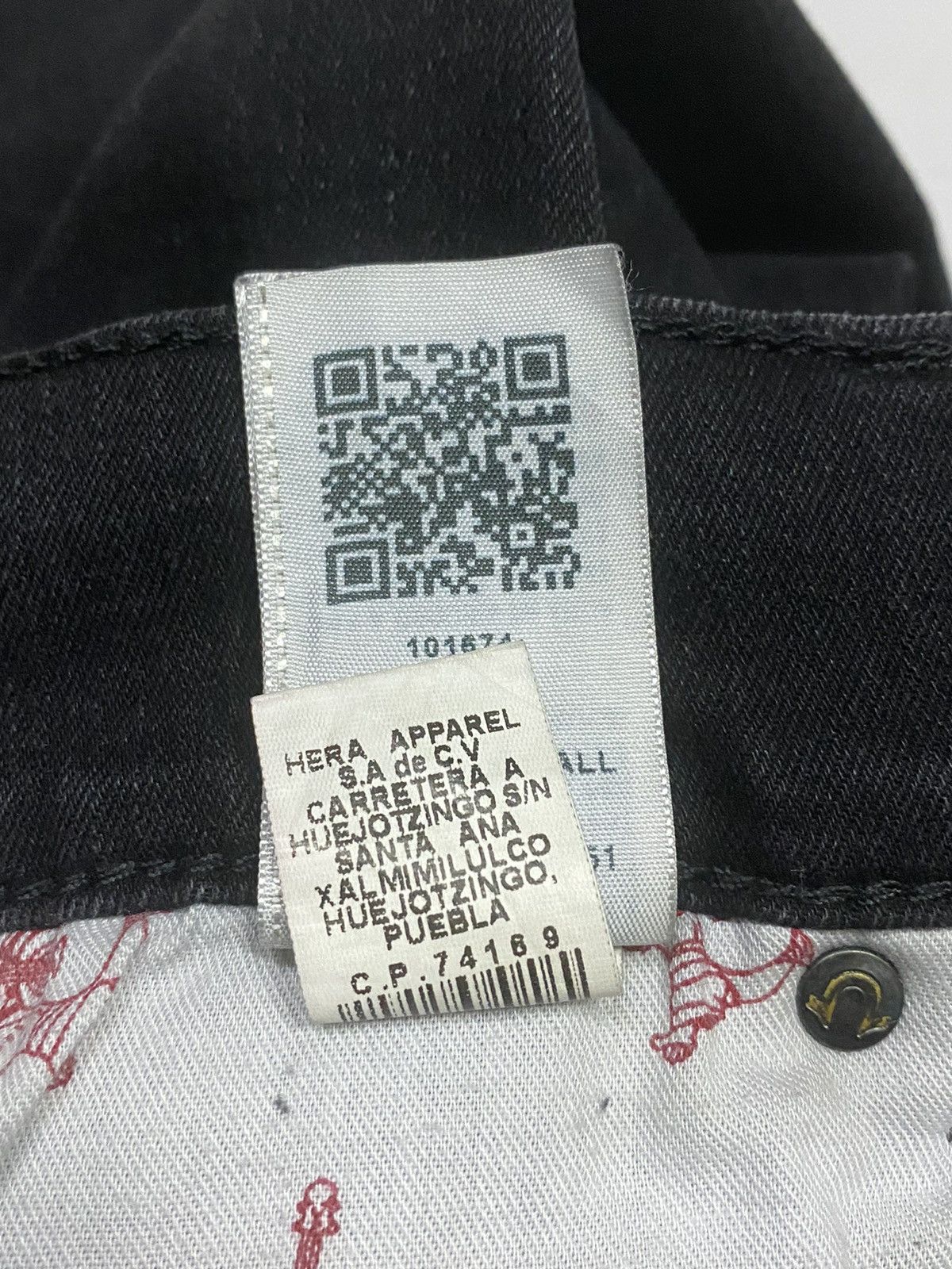 True Religion True Religion Black Skinny Jeans Size US 40 / EU 56 - 10 Thumbnail