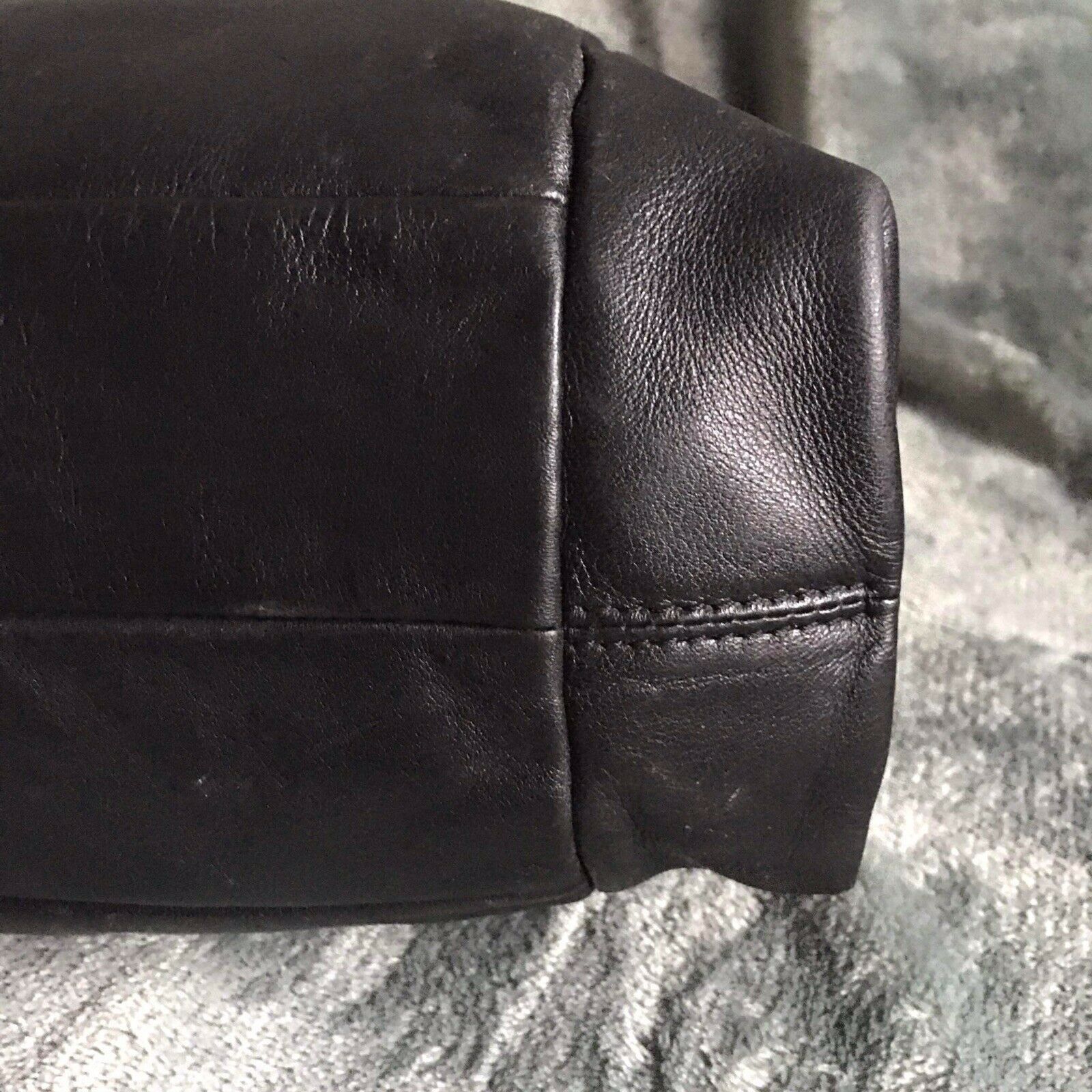Other Bruno Rossi Black Leather Hobo Bag Backpack Handbag Size ONE SIZE - 5 Thumbnail
