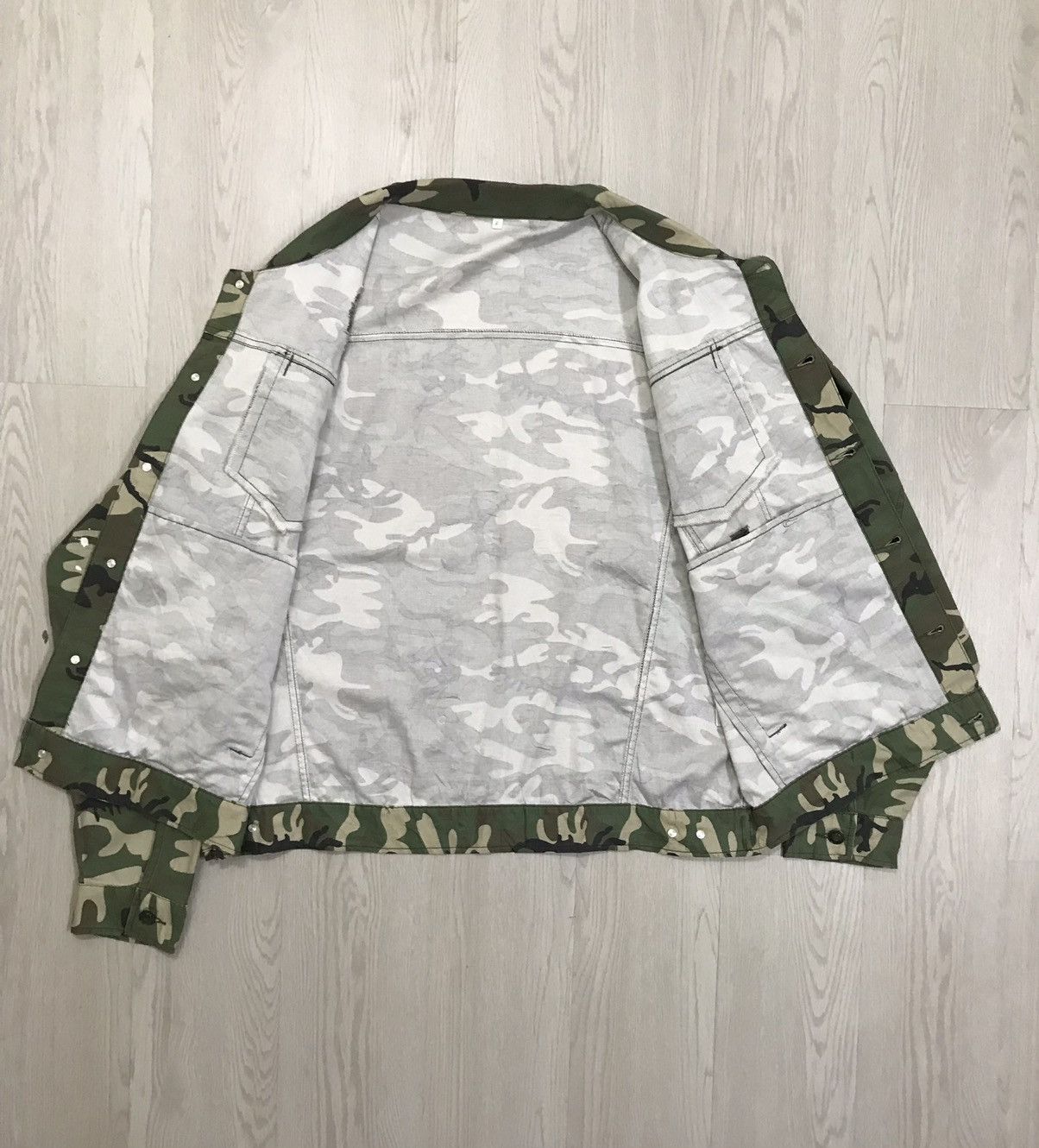 Vintage 🔥RARE🔥 Vintage Army Distressed Shirt Button Up Size US L / EU 52-54 / 3 - 13 Thumbnail