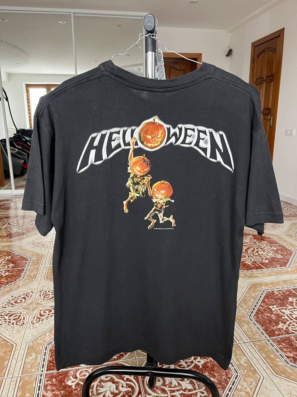 Band Tees Vintage Helloween Band T-shirt Size US XL / EU 56 / 4 - 2 Thumbnail