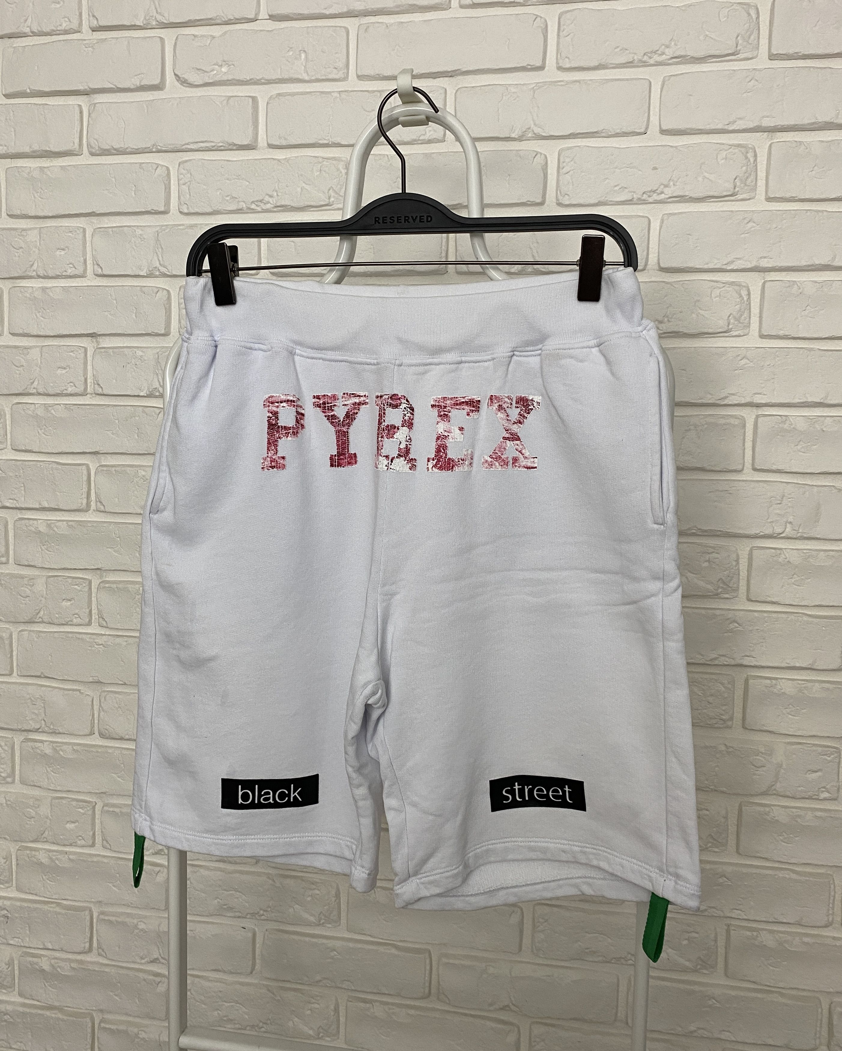 Pyrex Vision メンズハーフパンツ