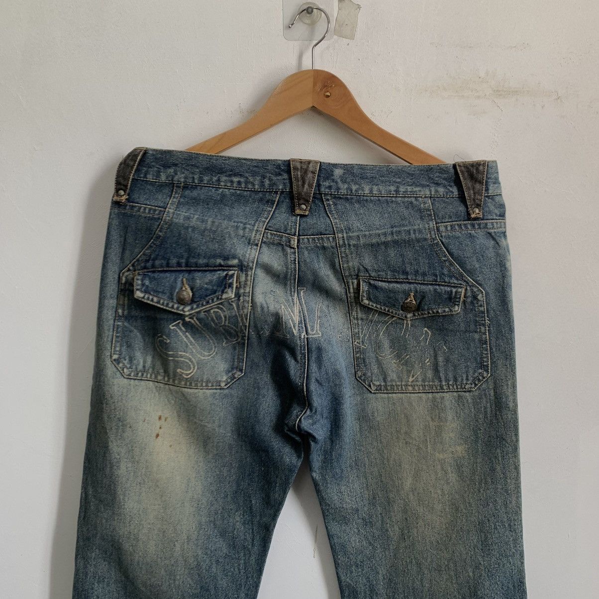 In The Attic In The Attic Full Print Word Distressed Denim Jeans Size US 34 / EU 50 - 12 Thumbnail