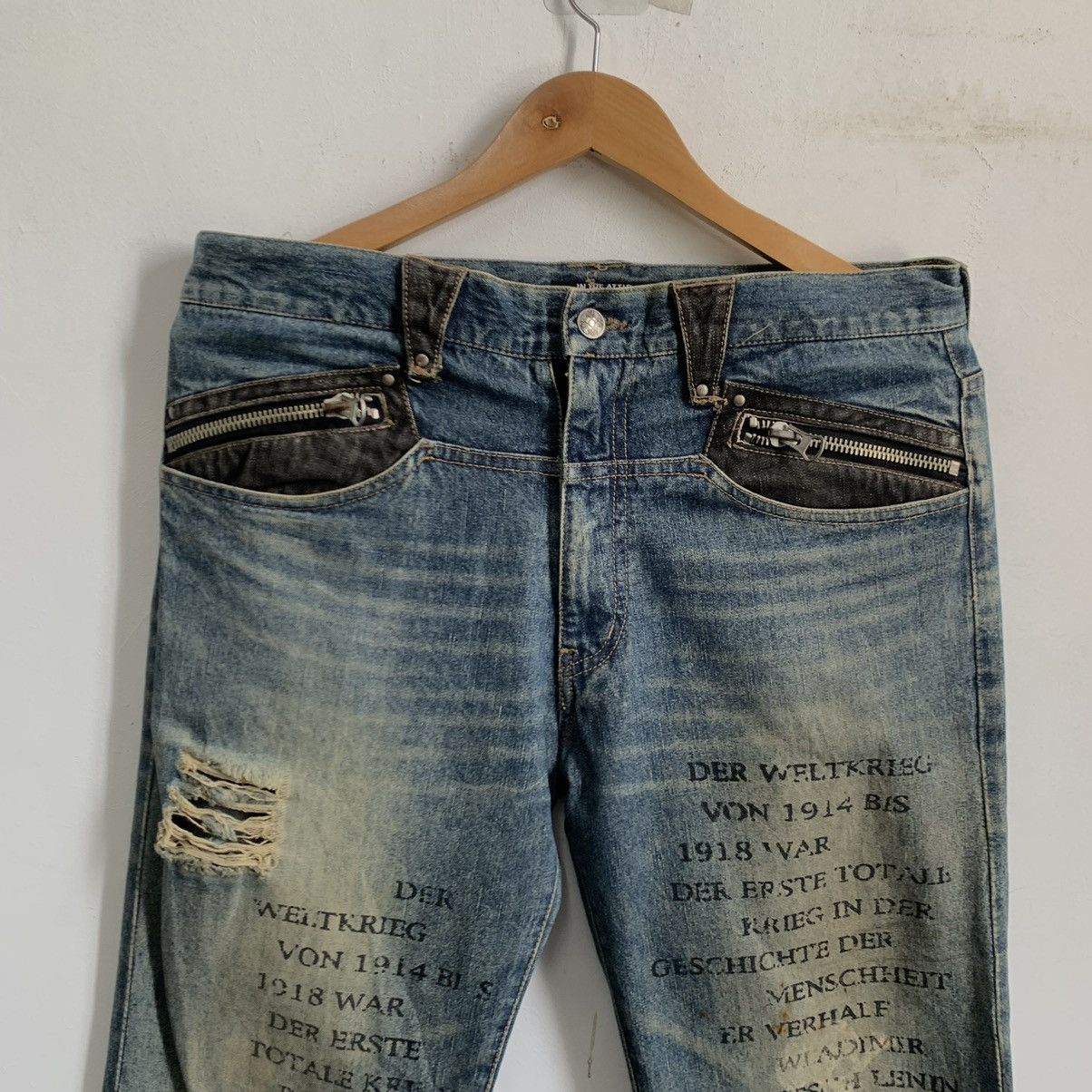 In The Attic In The Attic Full Print Word Distressed Denim Jeans Size US 34 / EU 50 - 3 Thumbnail